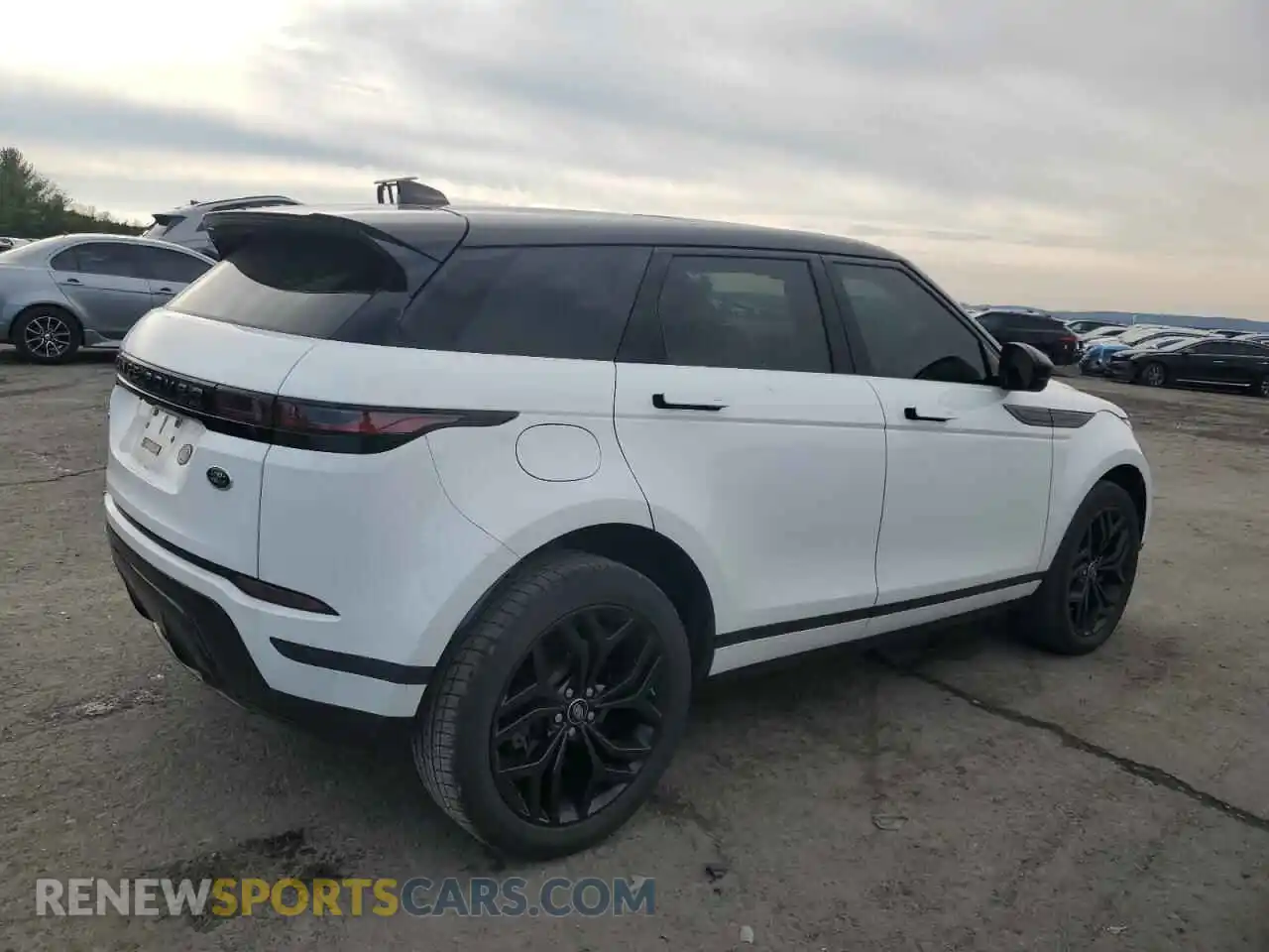 3 Фотография поврежденного автомобиля SALZJ2FX7MH122634 LAND ROVER RANGEROVER 2021