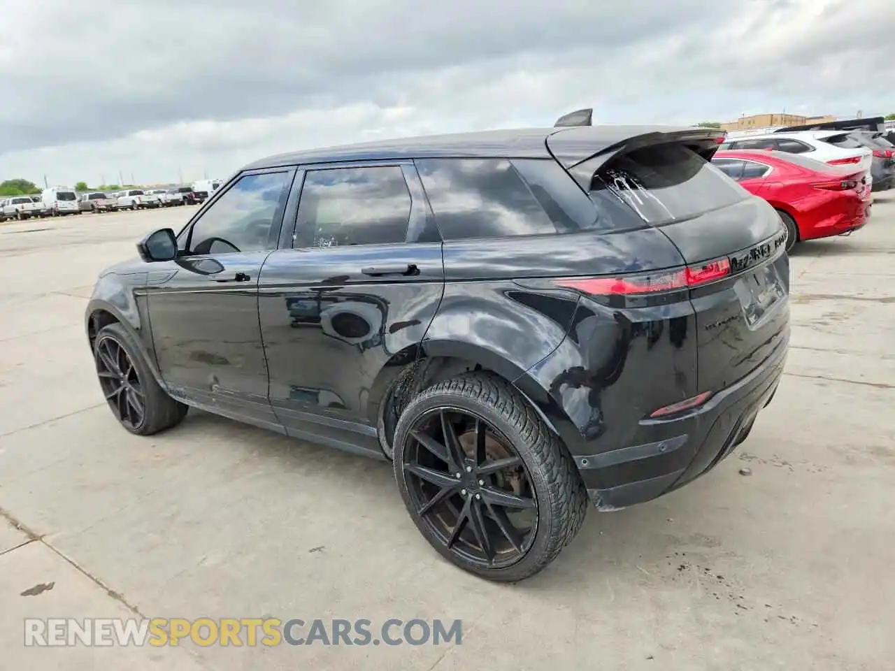 2 Photograph of a damaged car SALZJ2FX7MH132824 LAND ROVER RANGEROVER 2021