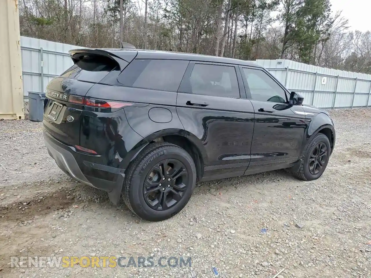 3 Photograph of a damaged car SALZJ2FX8MH132945 LAND ROVER RANGEROVER 2021