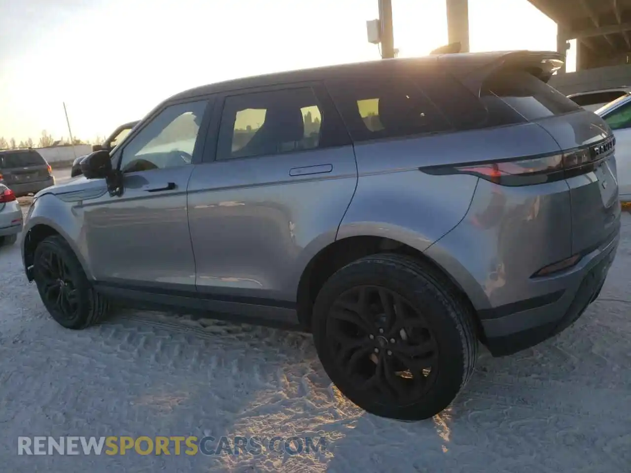 2 Photograph of a damaged car SALZP2FX4MH132844 LAND ROVER RANGEROVER 2021