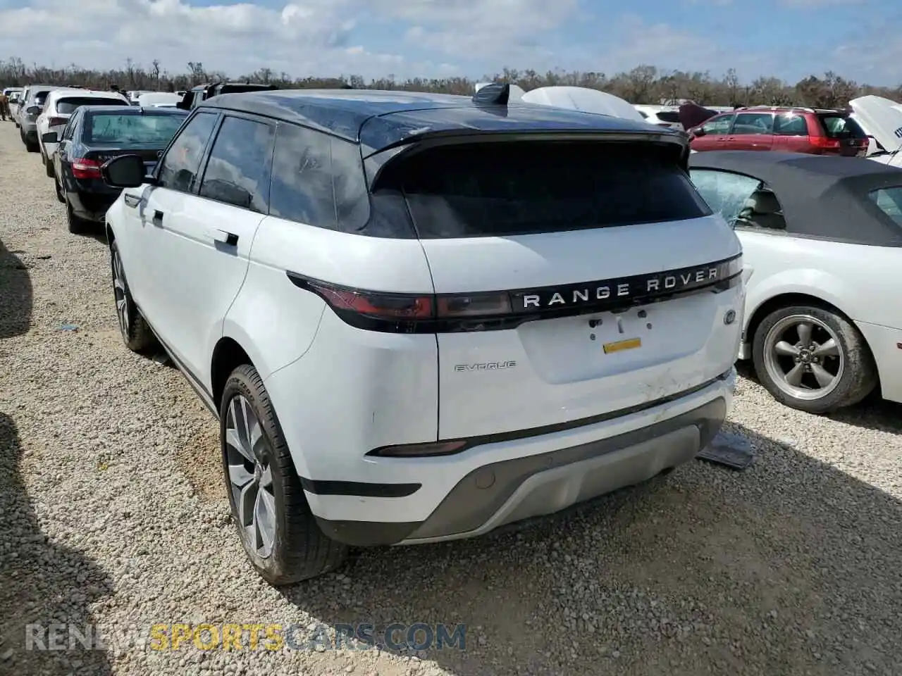 3 Photograph of a damaged car SALZP2FX5MH127054 LAND ROVER RANGEROVER 2021