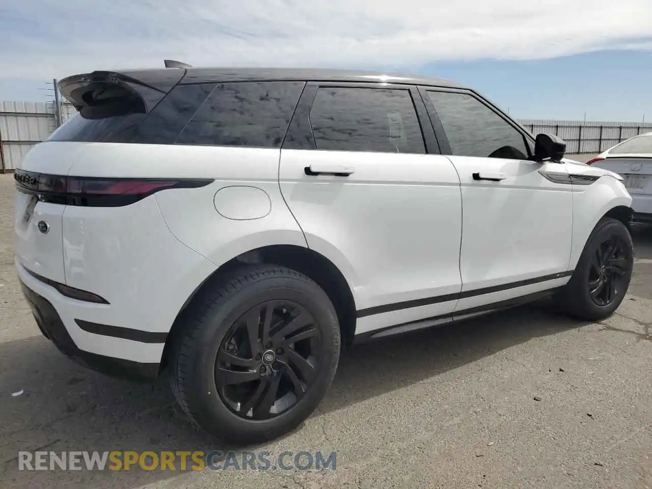 3 fotografías del automóvil dañado SALZT2FX0MH153363 LAND ROVER RANGEROVER 2021