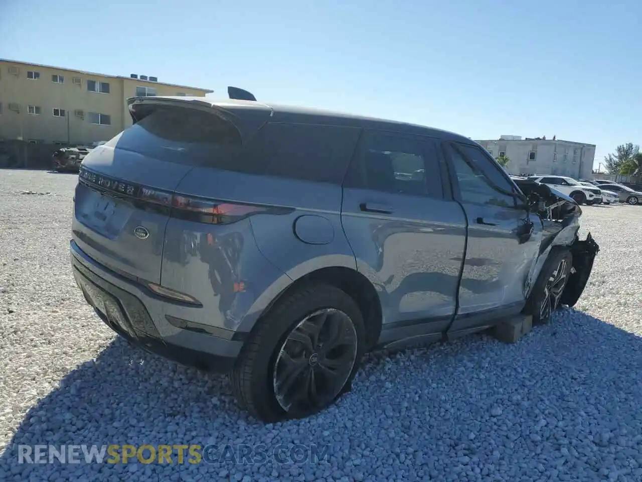 3 Photograph of a damaged car SALZT2FX6MH134865 LAND ROVER RANGEROVER 2021