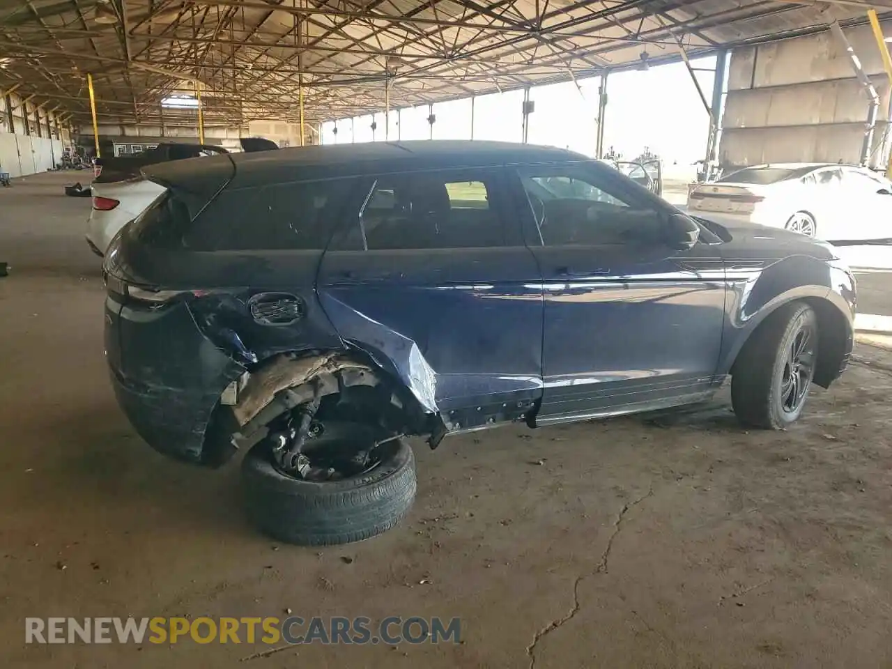 3 Photograph of a damaged car SALZT2FX8MH125049 LAND ROVER RANGEROVER 2021