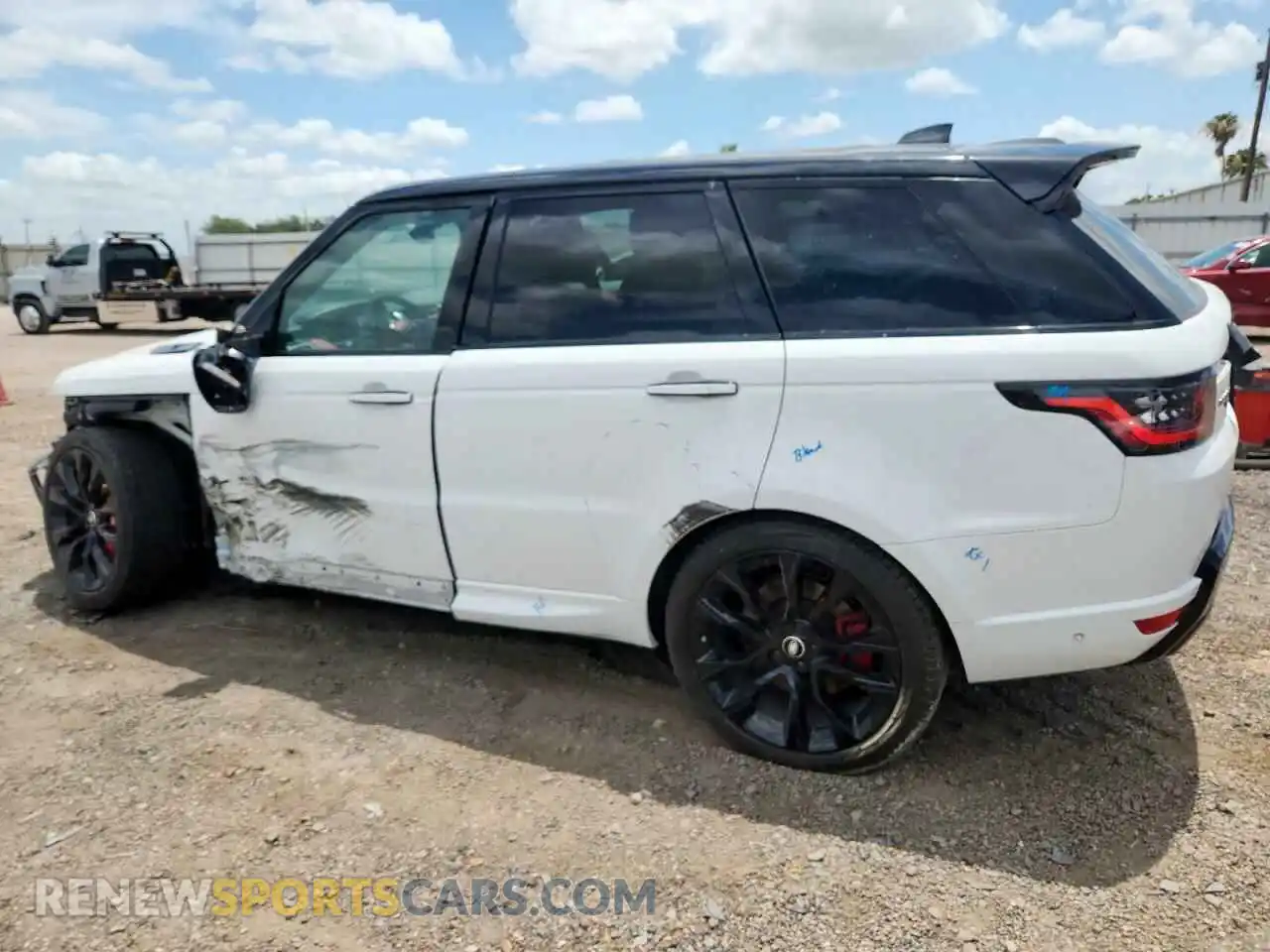 2 Photograph of a damaged car SALWS2RUXNA217748 LAND ROVER RANGEROVER 2022