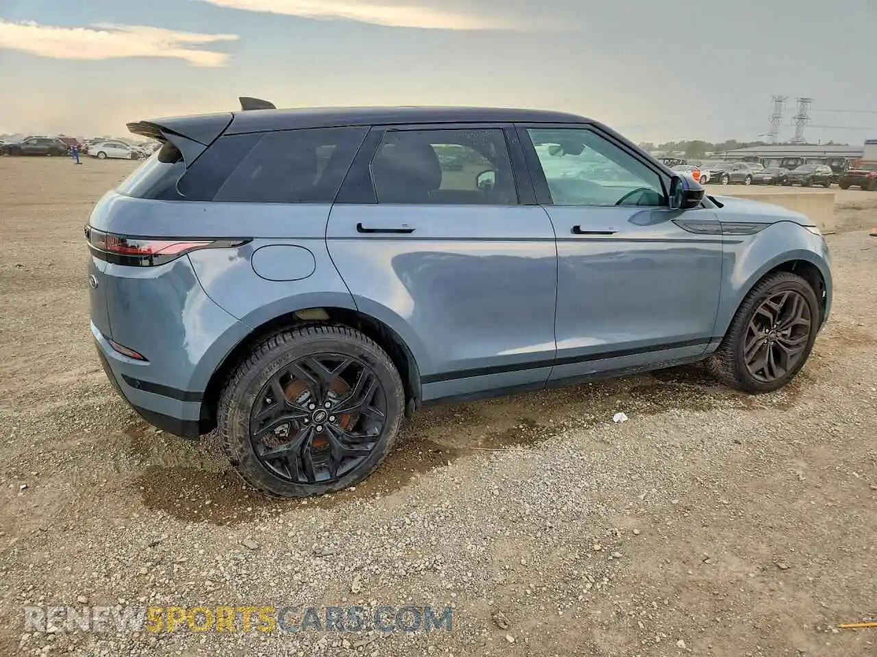 3 Photograph of a damaged car SALZP2FX1NH174924 LAND ROVER RANGEROVER 2022