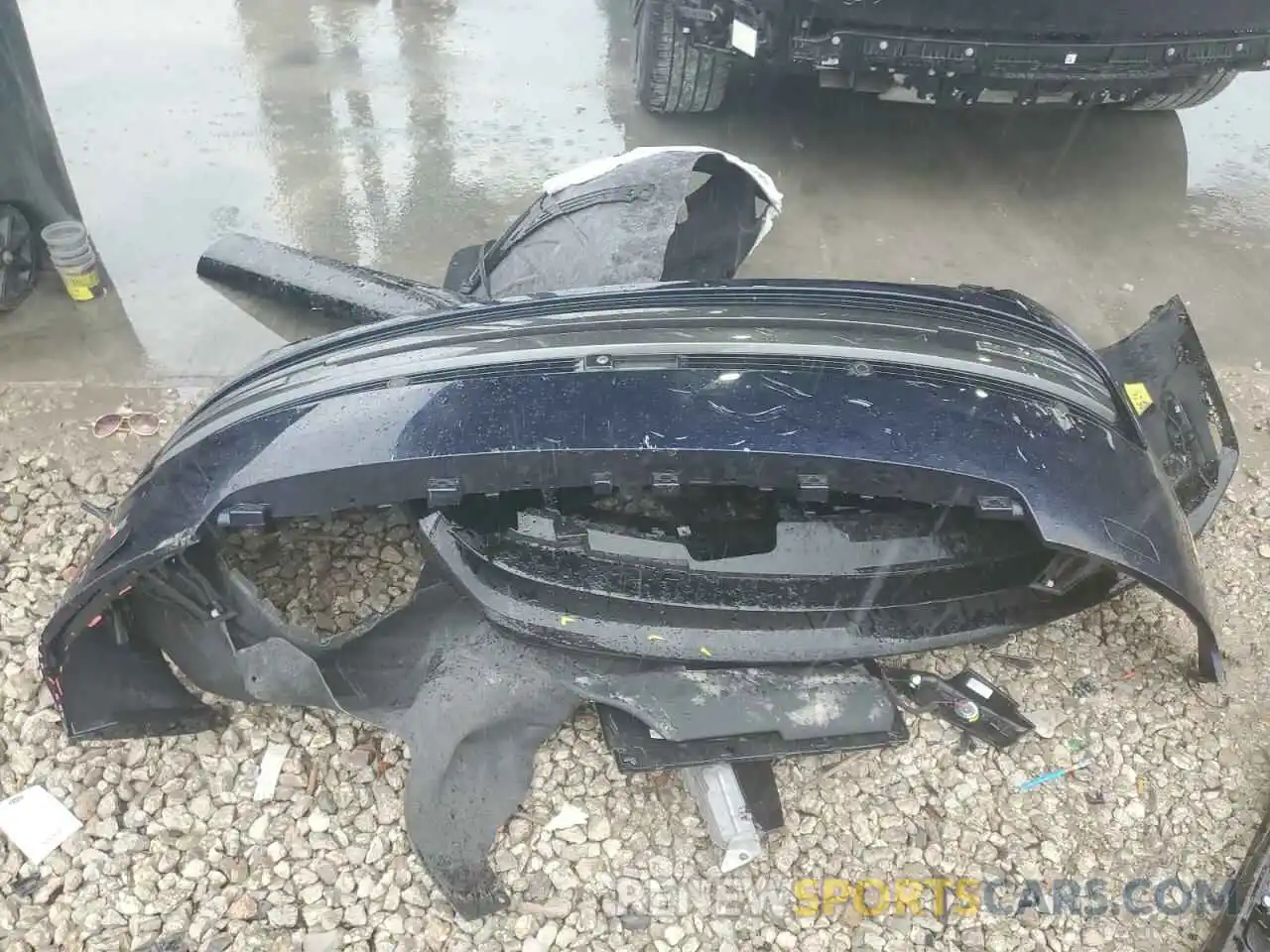 13 Photograph of a damaged car SALKPBE74PA025566 LAND ROVER RANGEROVER 2023
