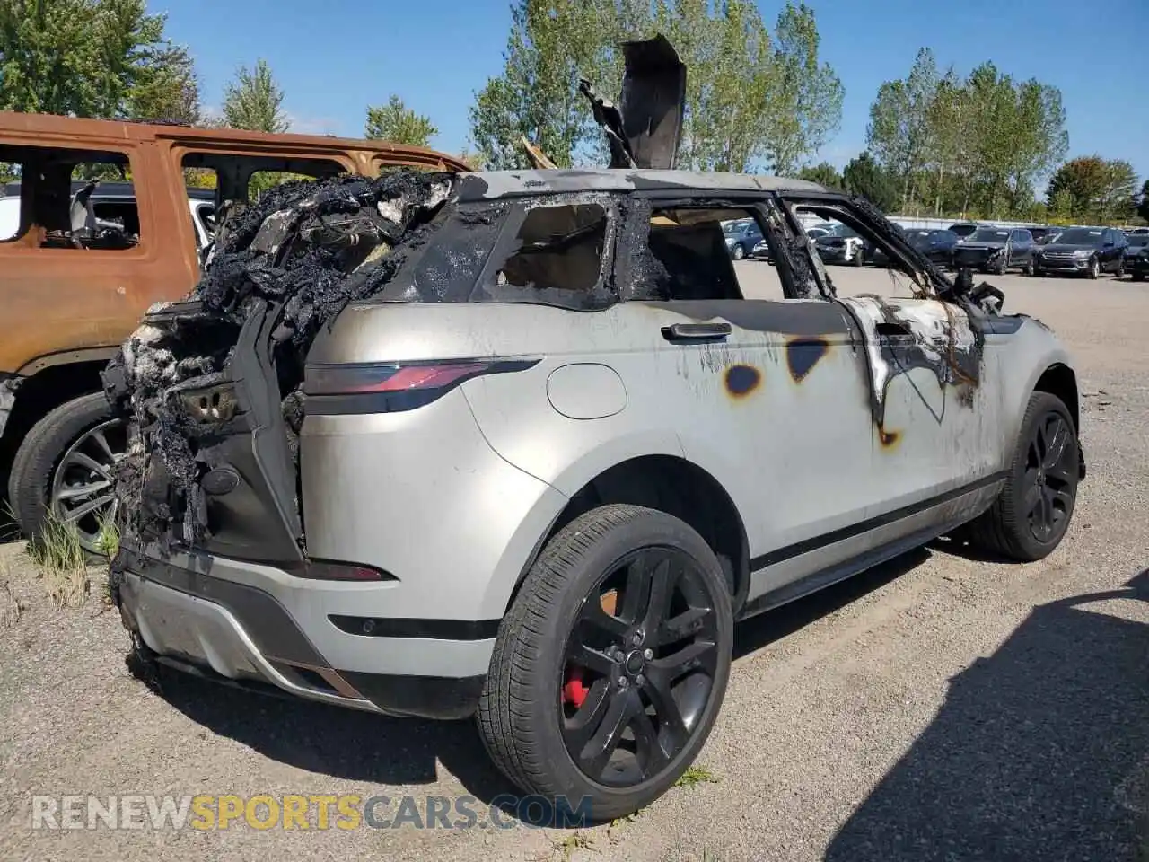 3 Photograph of a damaged car SALZL2FX4PH224231 LAND ROVER RANGEROVER 2023