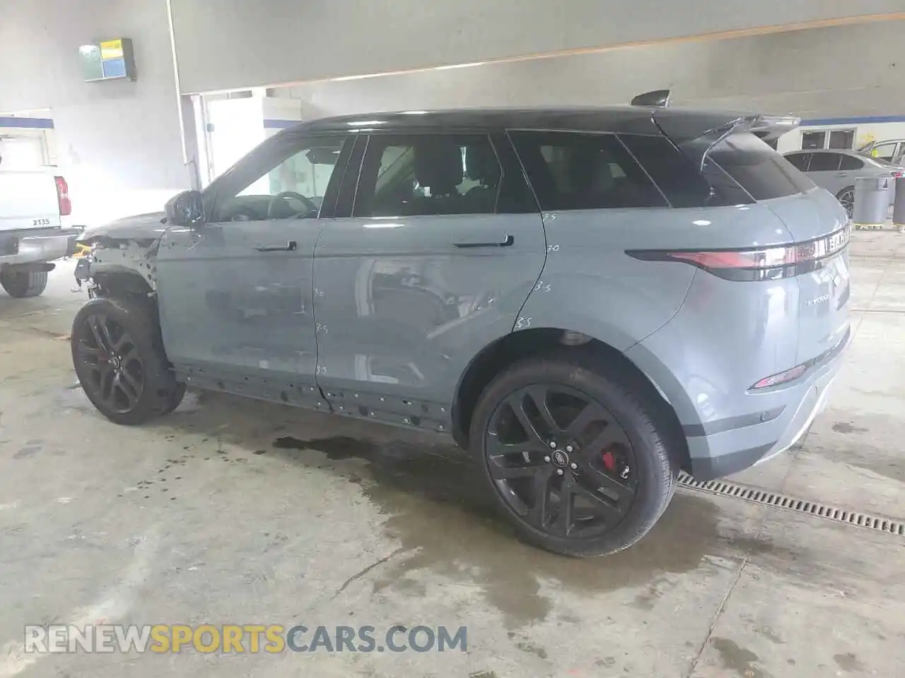 2 Photograph of a damaged car SALZP2FX3PH221938 LAND ROVER RANGEROVER 2023