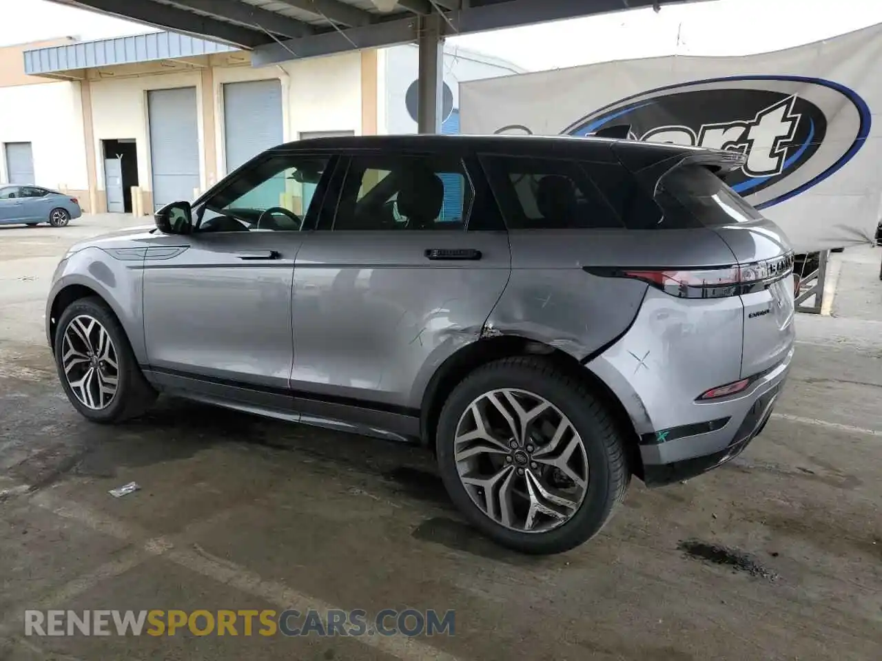 2 fotografías del automóvil dañado SALZT2FX2PH213843 LAND ROVER RANGEROVER 2023
