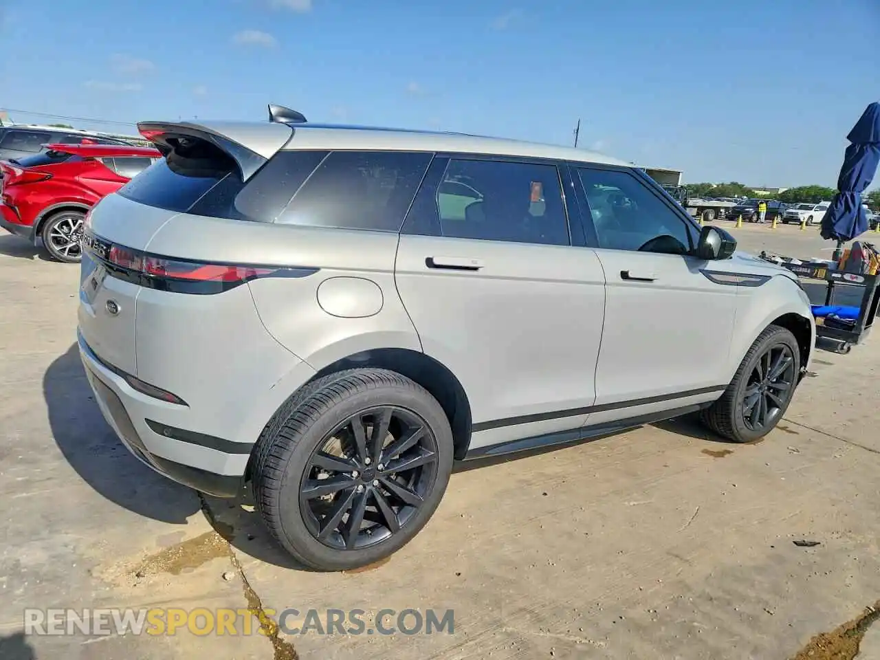3 Photograph of a damaged car SALZT2FX9PH199178 LAND ROVER RANGEROVER 2023
