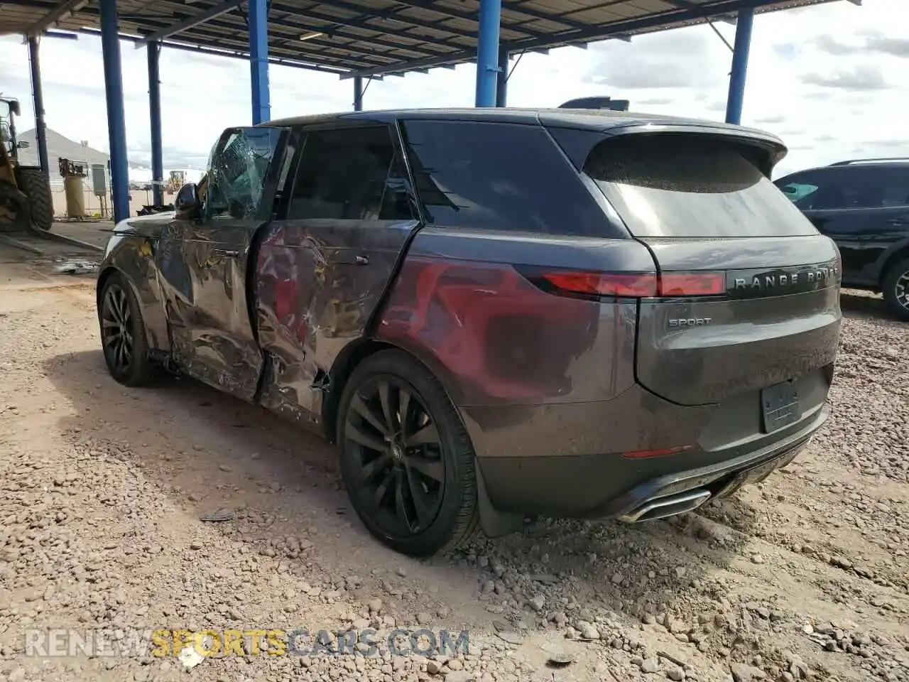 2 Photograph of a damaged car SAL1P9EU2RA414980 LAND ROVER RANGEROVER 2024