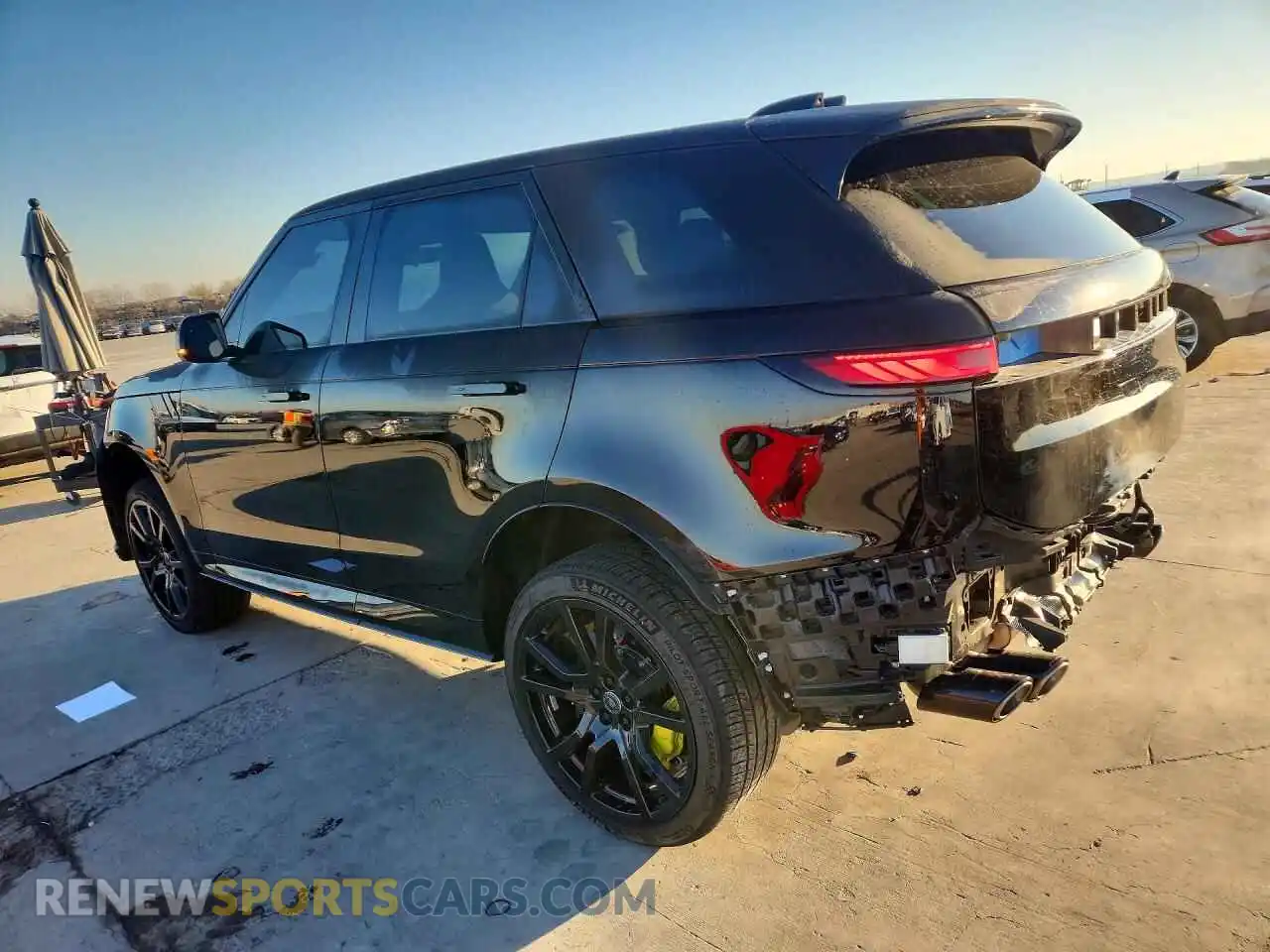 2 Photograph of a damaged car SAL1Z9F99RA410090 LAND ROVER RANGEROVER 2024