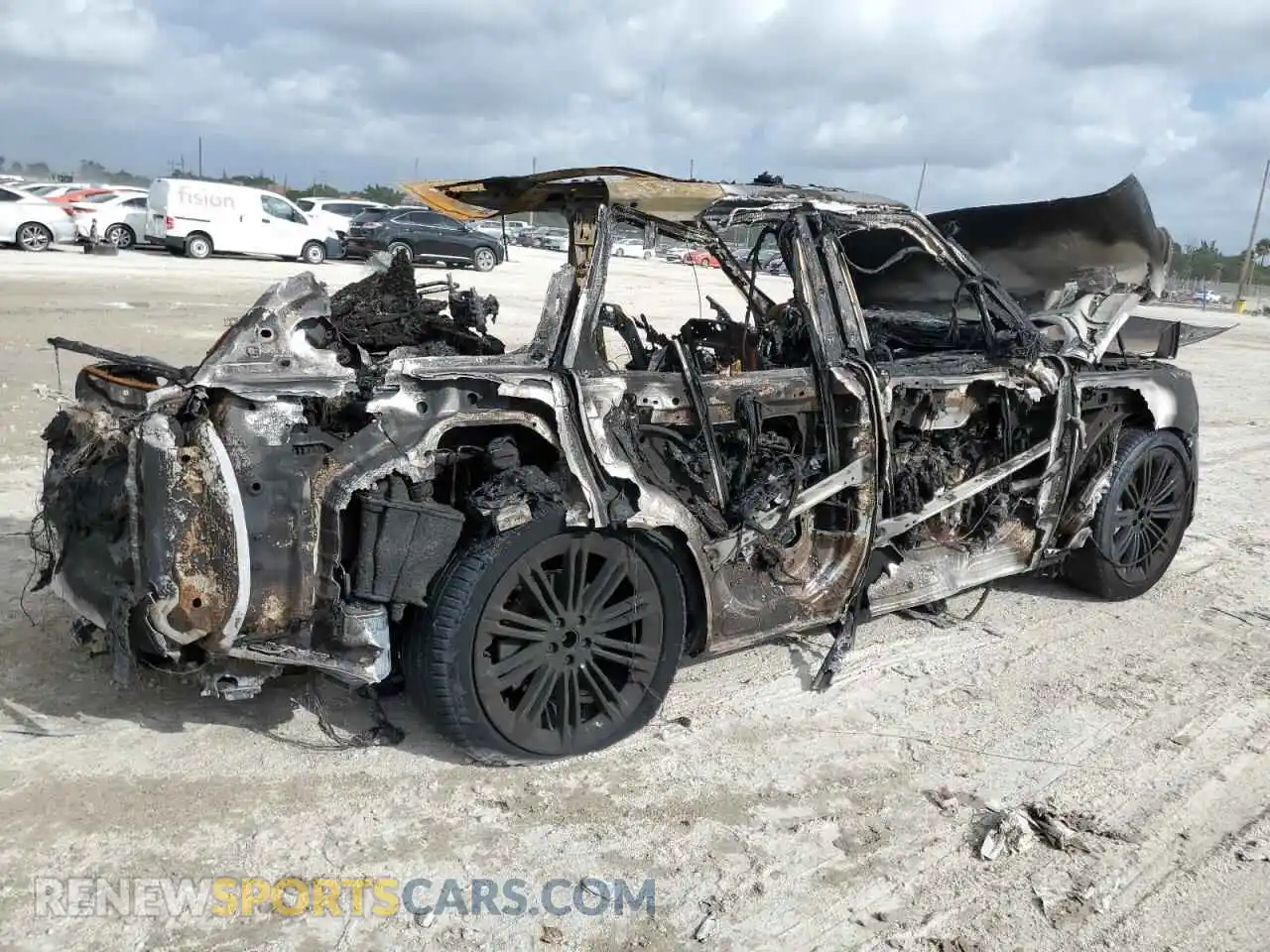 3 Photograph of a damaged car SALKP9FUXRA209765 LAND ROVER RANGEROVER 2024