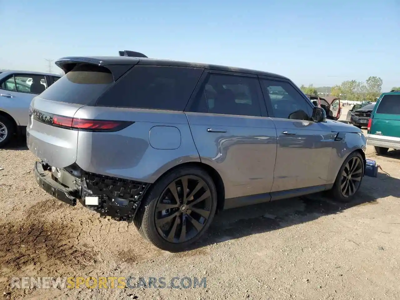 3 Photograph of a damaged car SAL1P9EU8SA469357 LAND ROVER RANGEROVER 2025