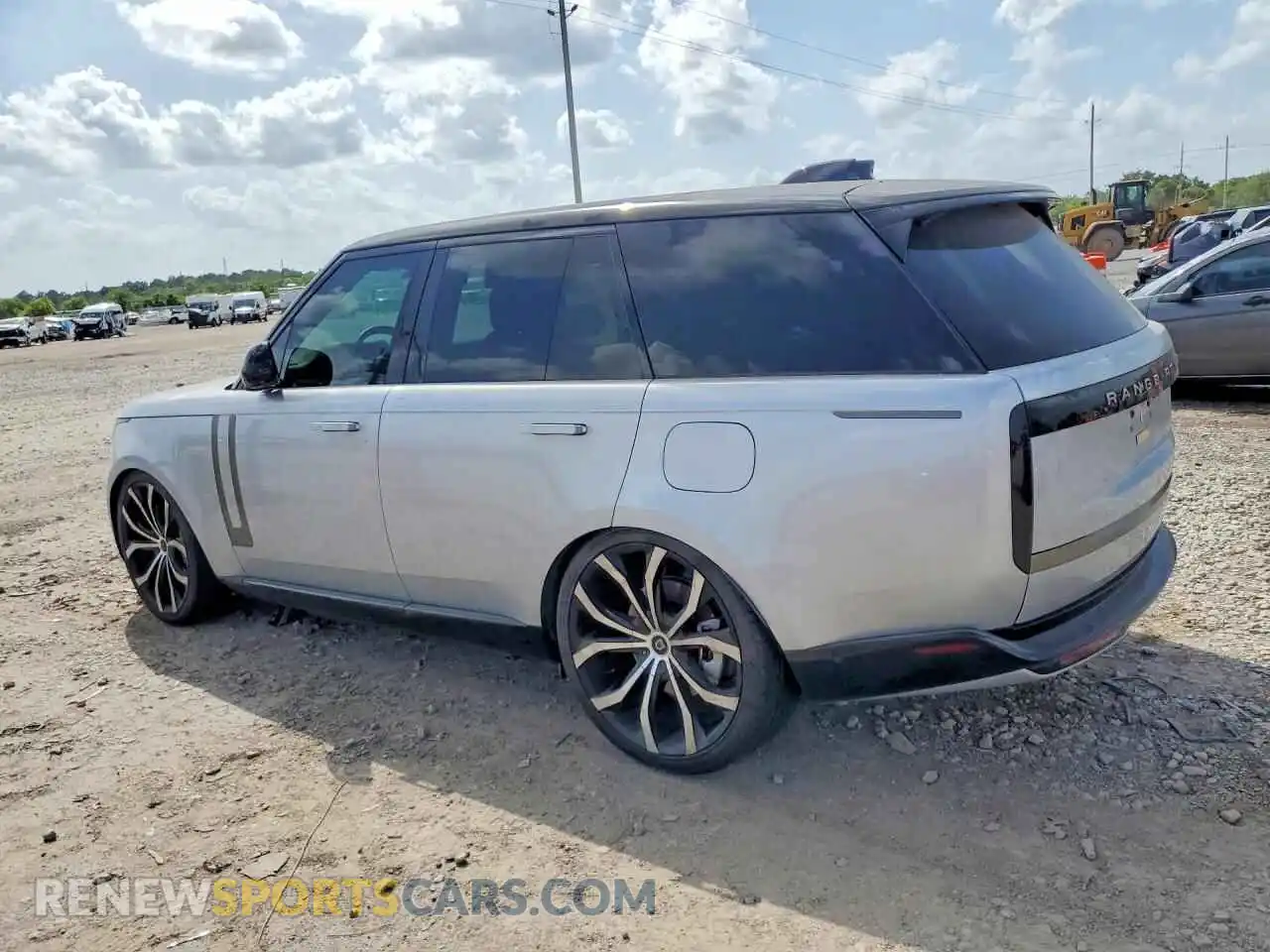 2 Фотография поврежденного автомобиля SALKP9F46SA297722 LAND ROVER RANGEROVER 2025