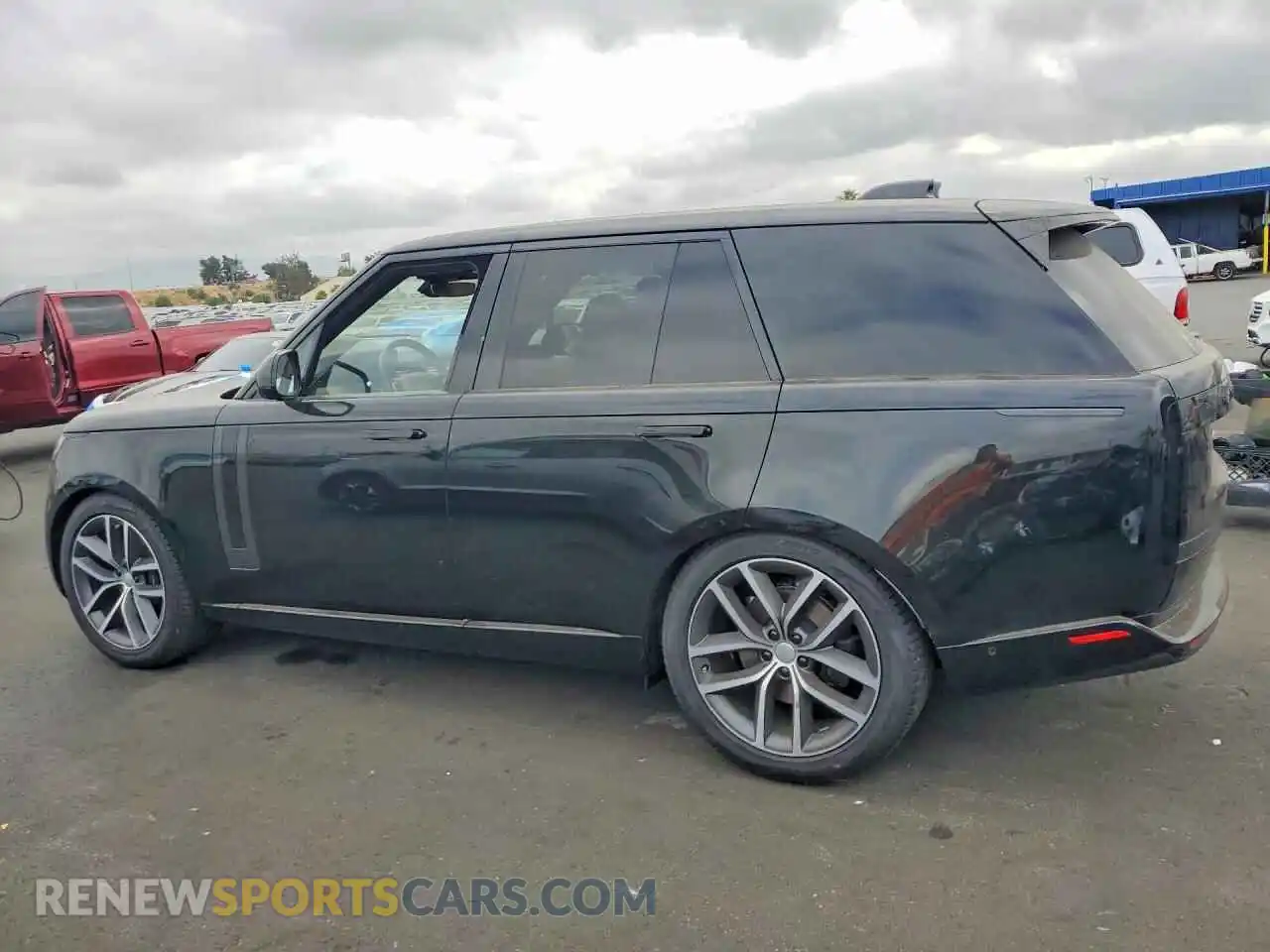 2 Фотография поврежденного автомобиля SALKP9FU4SA329258 LAND ROVER RANGEROVER 2025