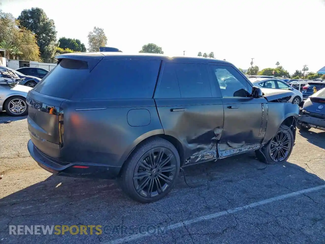 3 Photograph of a damaged car SALKP9FU6SA280726 LAND ROVER RANGEROVER 2025