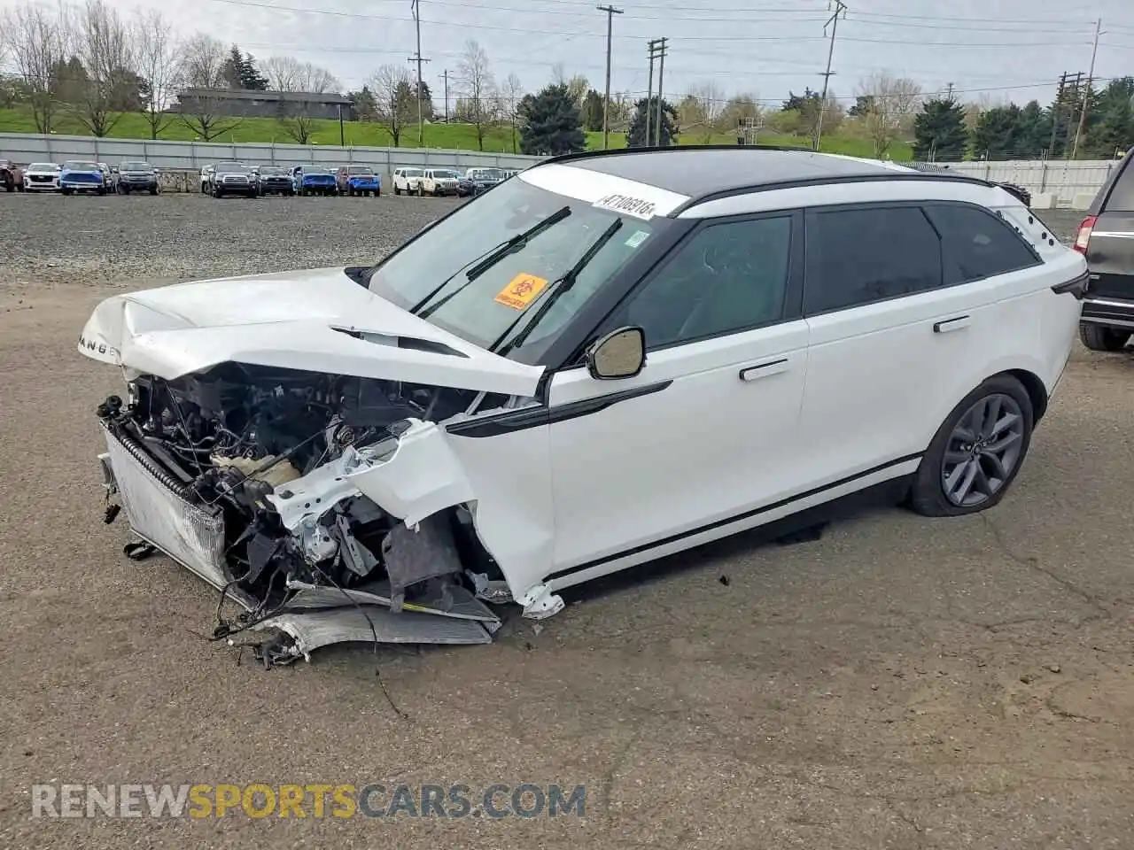 1 Photograph of a damaged car SALYL2EX4TA818530 LAND ROVER RANGEROVER 2026