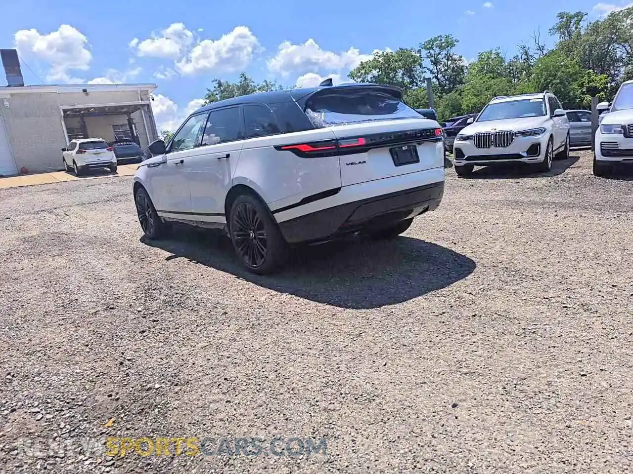 2 Photograph of a damaged car SALYL2EX4TA833142 LAND ROVER RANGEROVER 2026
