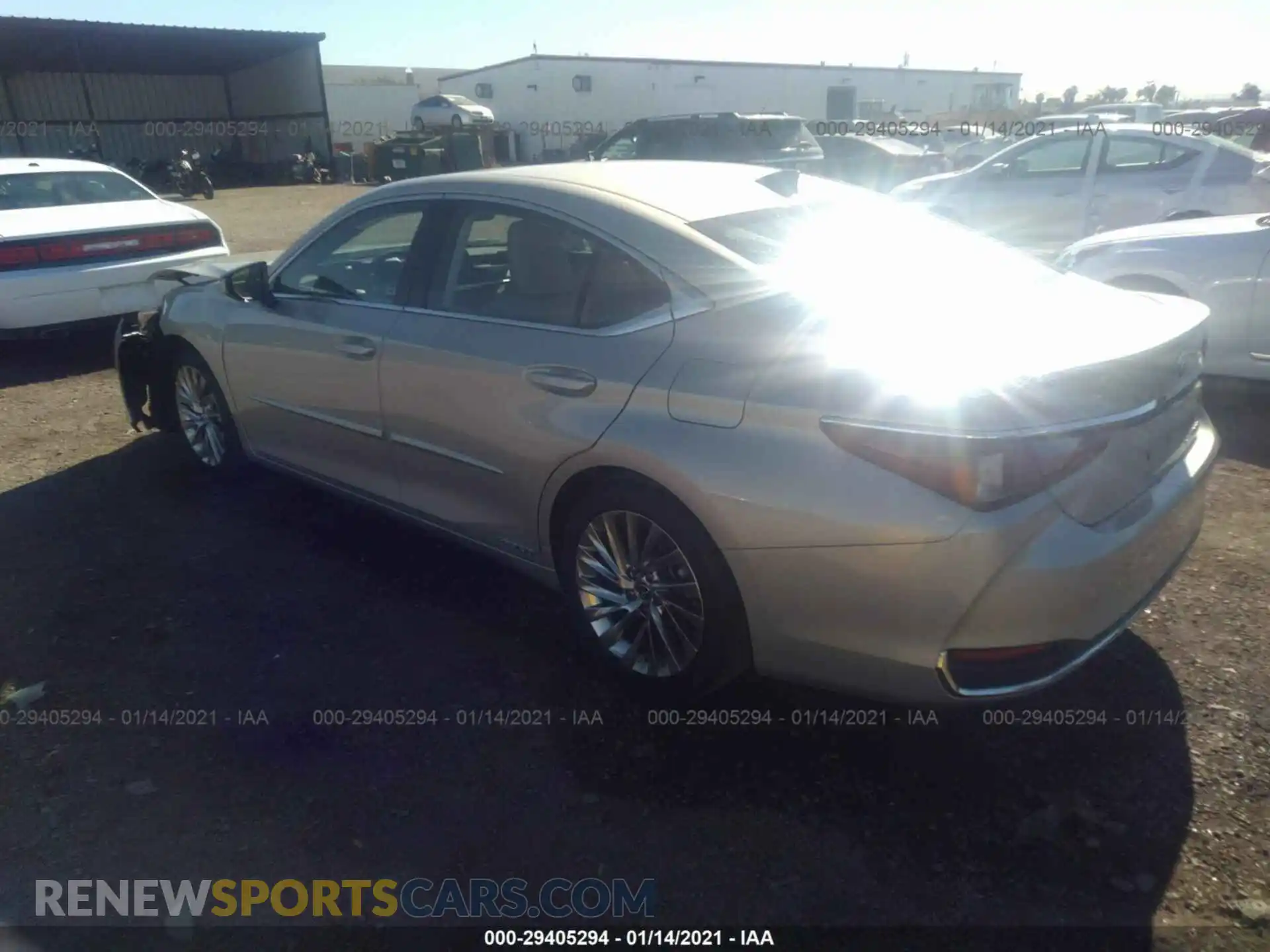 3 Photograph of a damaged car 58AB21B19KU003686 LEXUS ES 2019