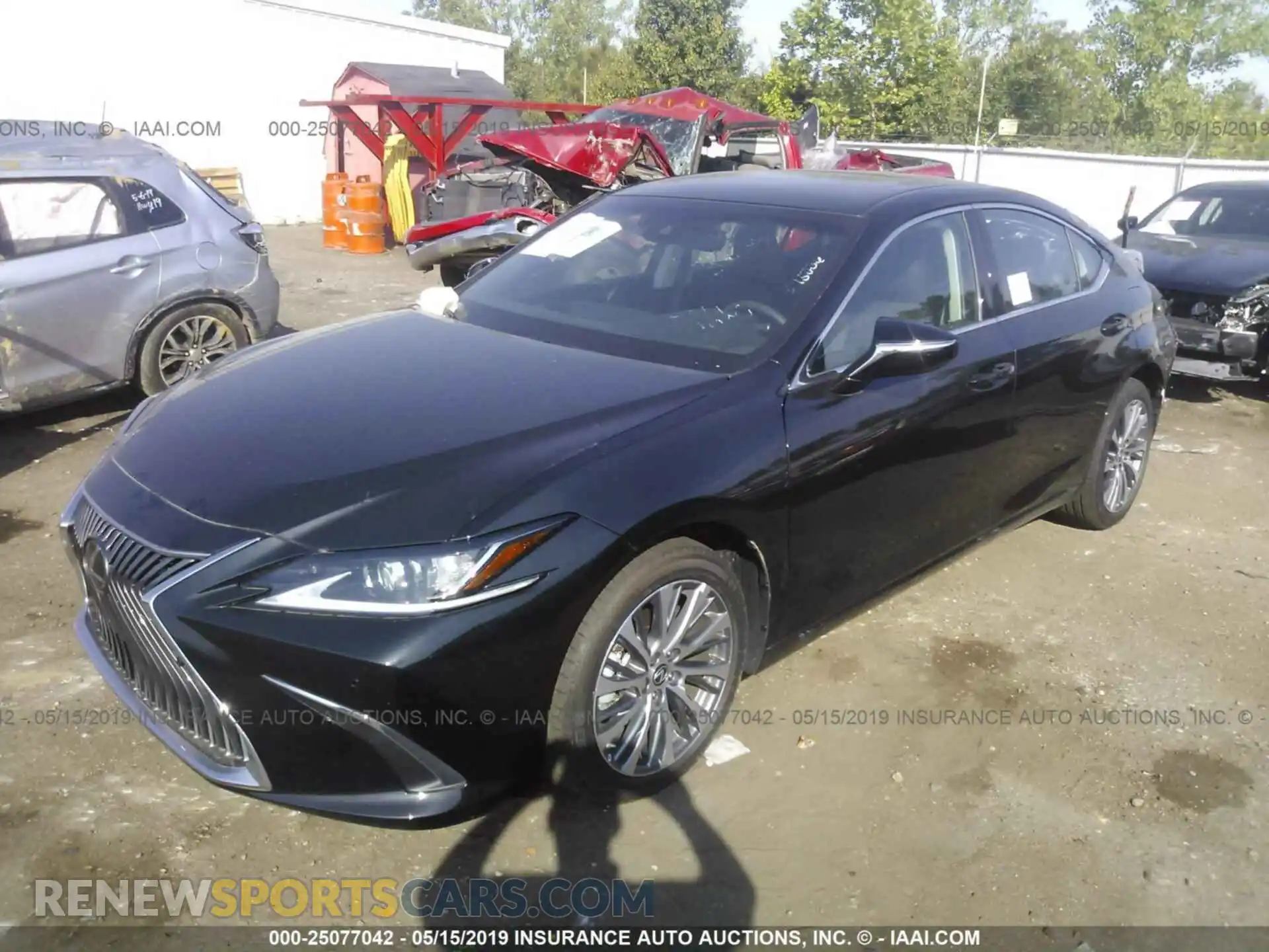 2 Photograph of a damaged car 58ABZ1B10KU011672 LEXUS ES 2019