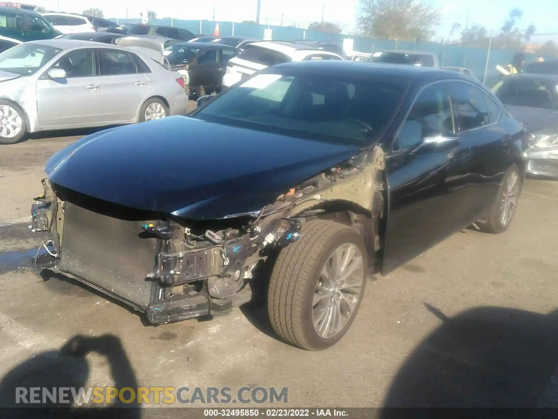 2 Photograph of a damaged car 58ABZ1B10KU026897 LEXUS ES 2019