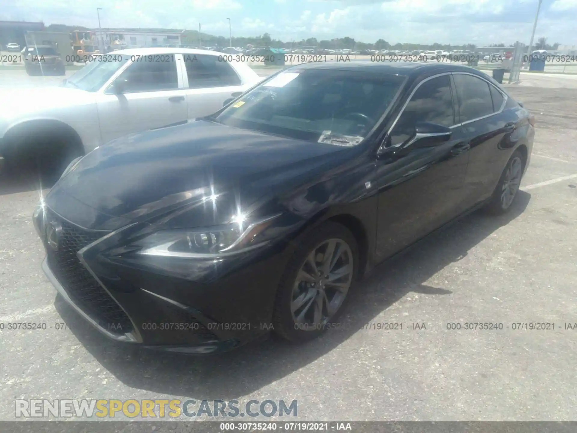 2 Photograph of a damaged car 58ABZ1B10KU045627 LEXUS ES 2019