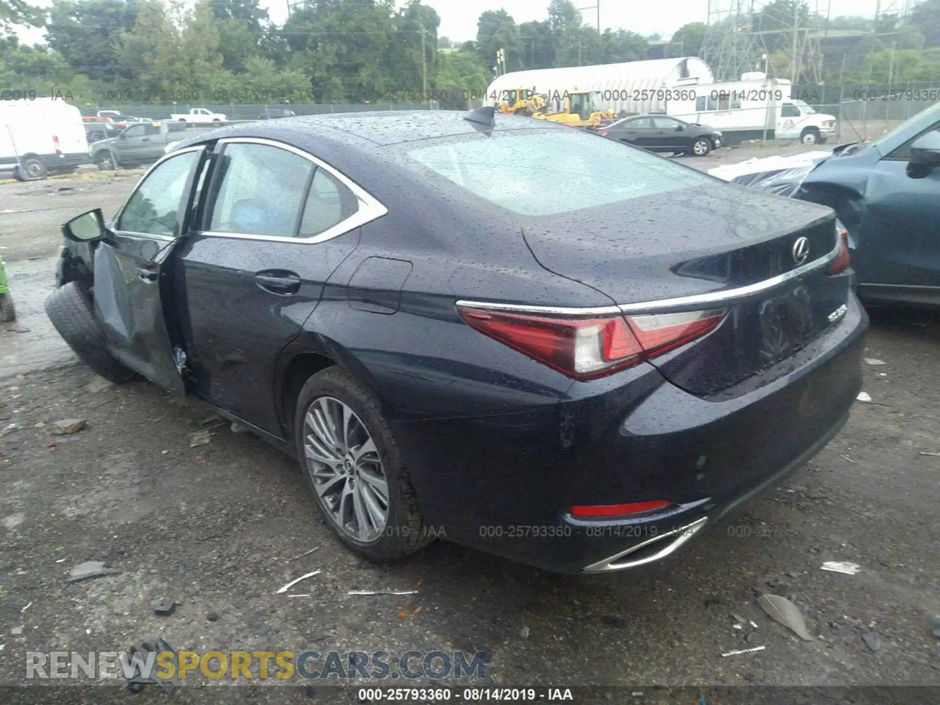 3 Photograph of a damaged car 58ABZ1B11KU006061 LEXUS ES 2019