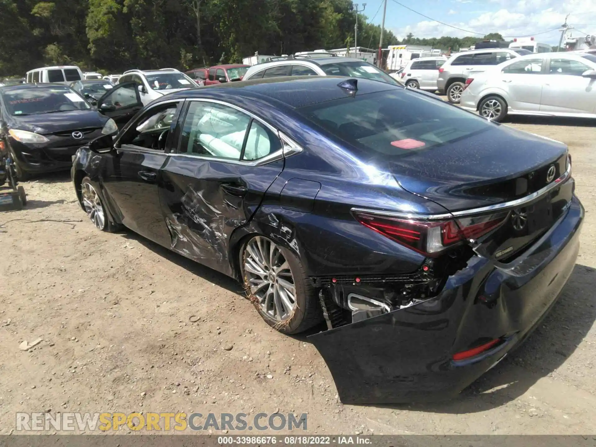 3 Фотография поврежденного автомобиля 58ABZ1B11KU010319 LEXUS ES 2019