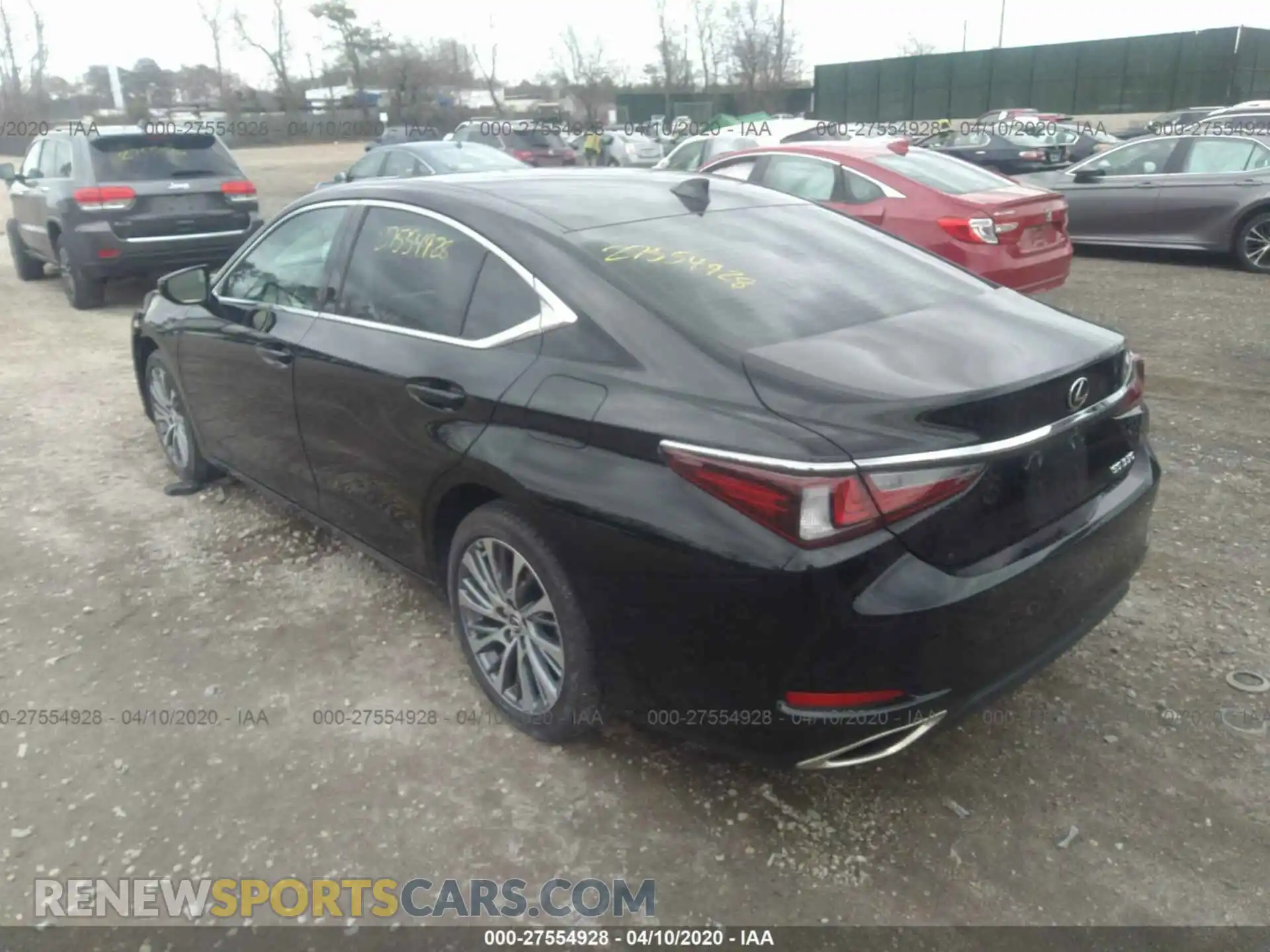 3 Photograph of a damaged car 58ABZ1B12KU013374 LEXUS ES 2019