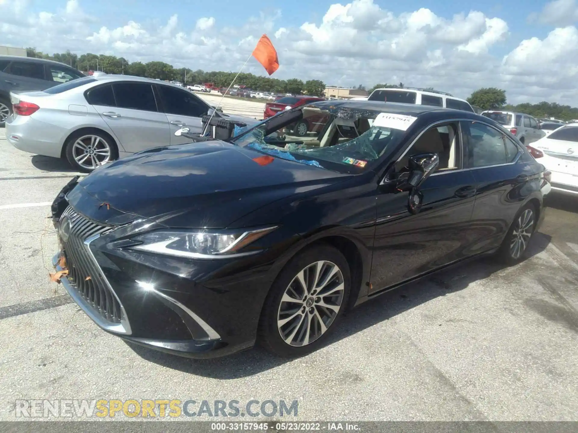 2 Photograph of a damaged car 58ABZ1B12KU045404 LEXUS ES 2019