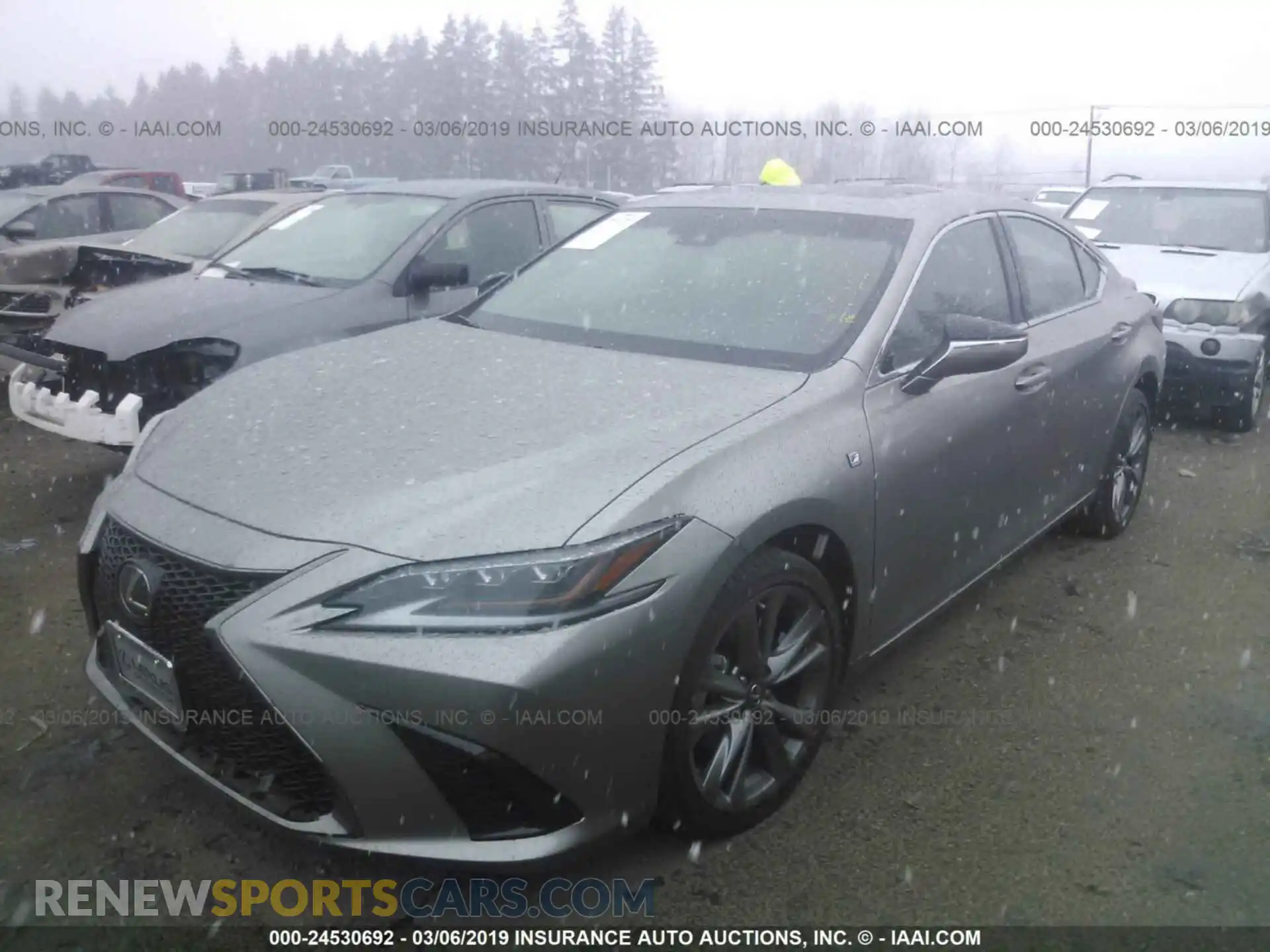 2 Photograph of a damaged car 58ABZ1B14KU001811 LEXUS ES 2019