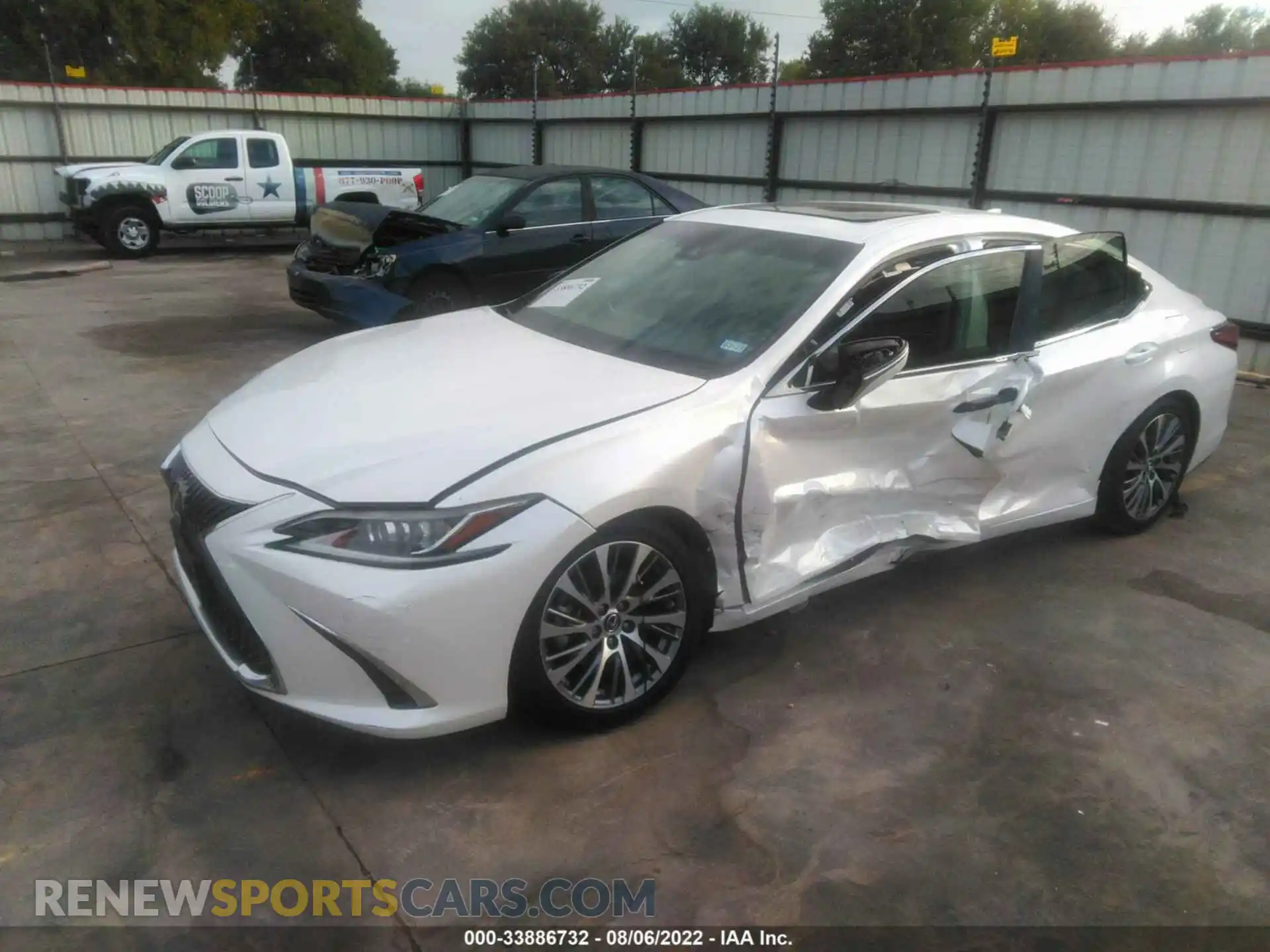 2 Photograph of a damaged car 58ABZ1B14KU036980 LEXUS ES 2019
