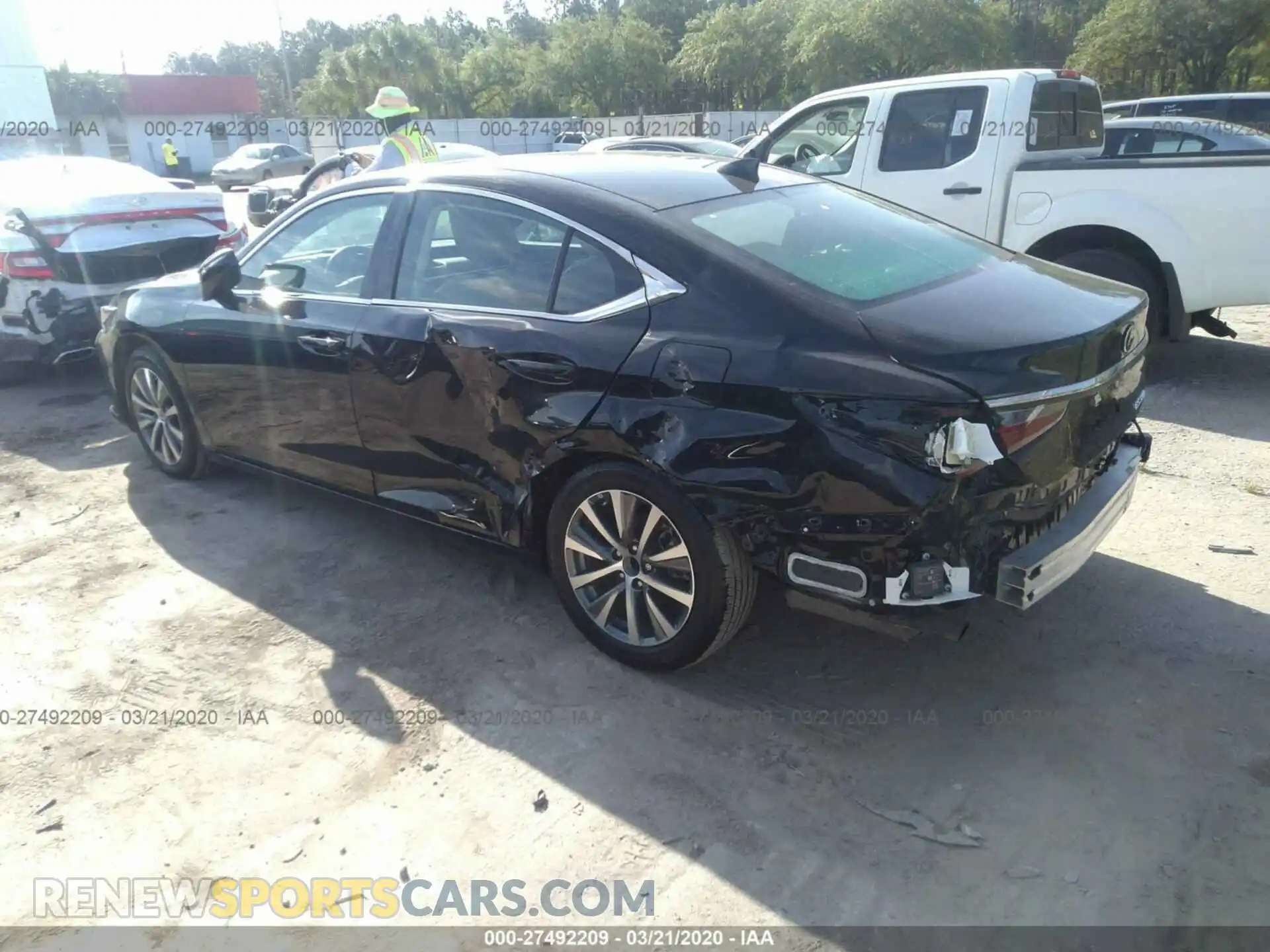 3 Photograph of a damaged car 58ABZ1B15KU007049 LEXUS ES 2019