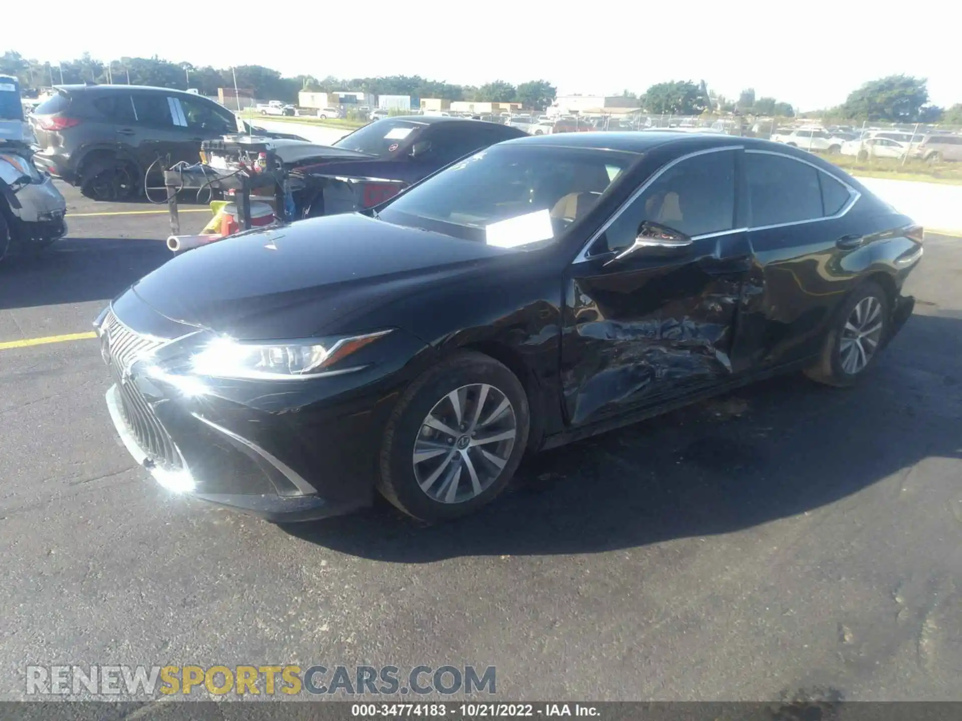 2 Photograph of a damaged car 58ABZ1B15KU049379 LEXUS ES 2019