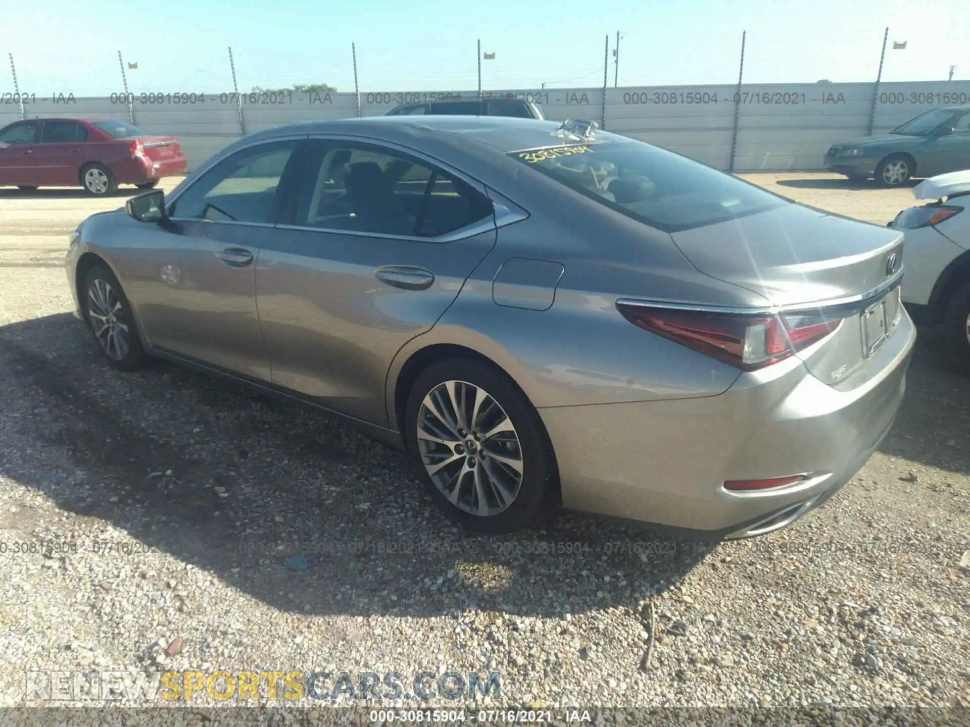 3 Photograph of a damaged car 58ABZ1B17KU014648 LEXUS ES 2019