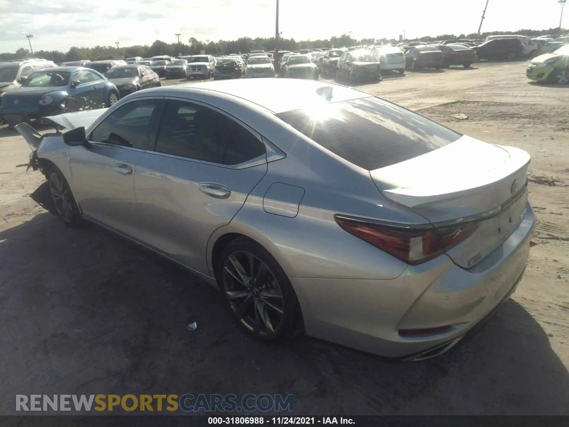 3 Photograph of a damaged car 58ABZ1B17KU017629 LEXUS ES 2019