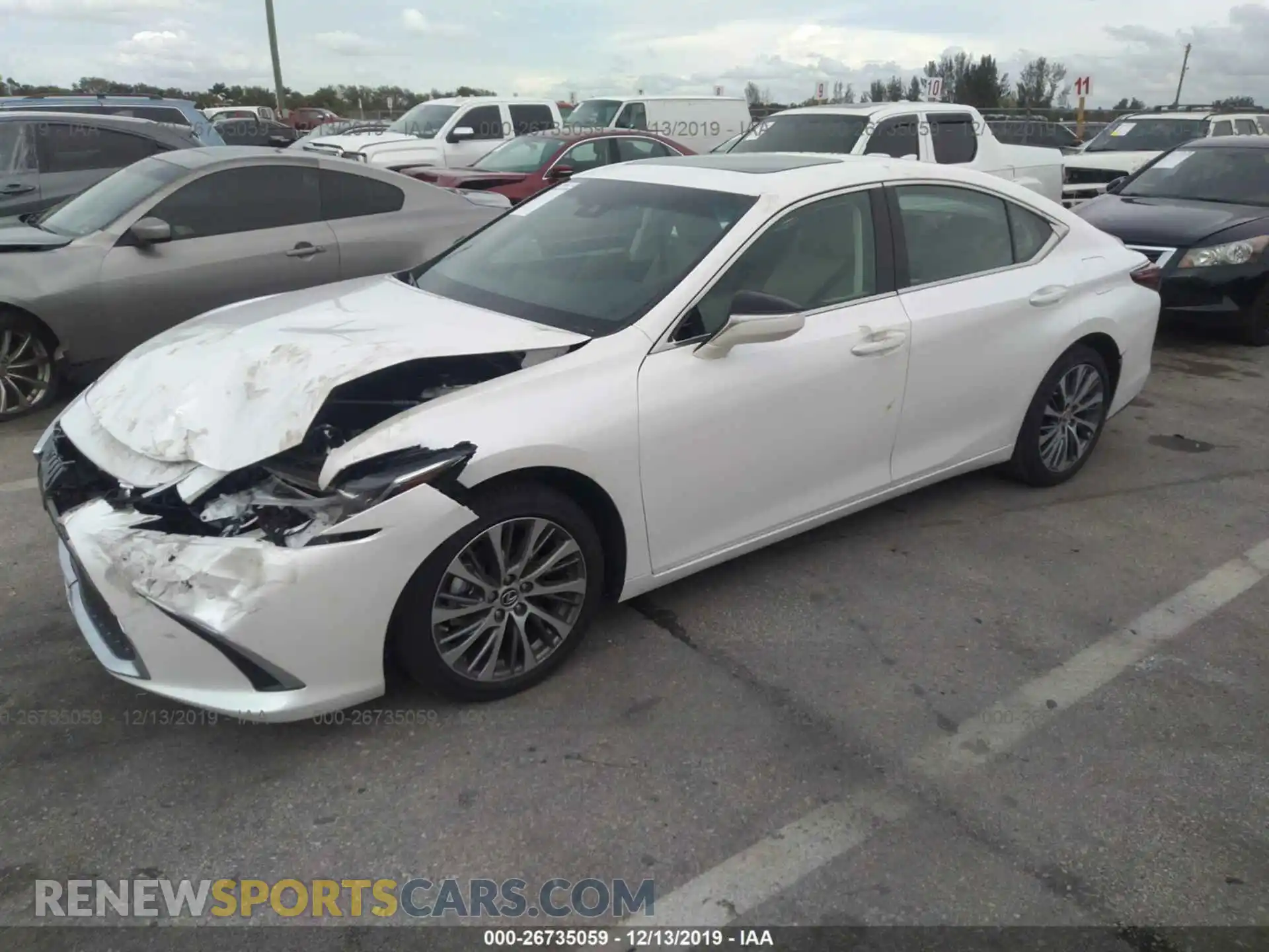 2 Photograph of a damaged car 58ABZ1B17KU043843 LEXUS ES 2019