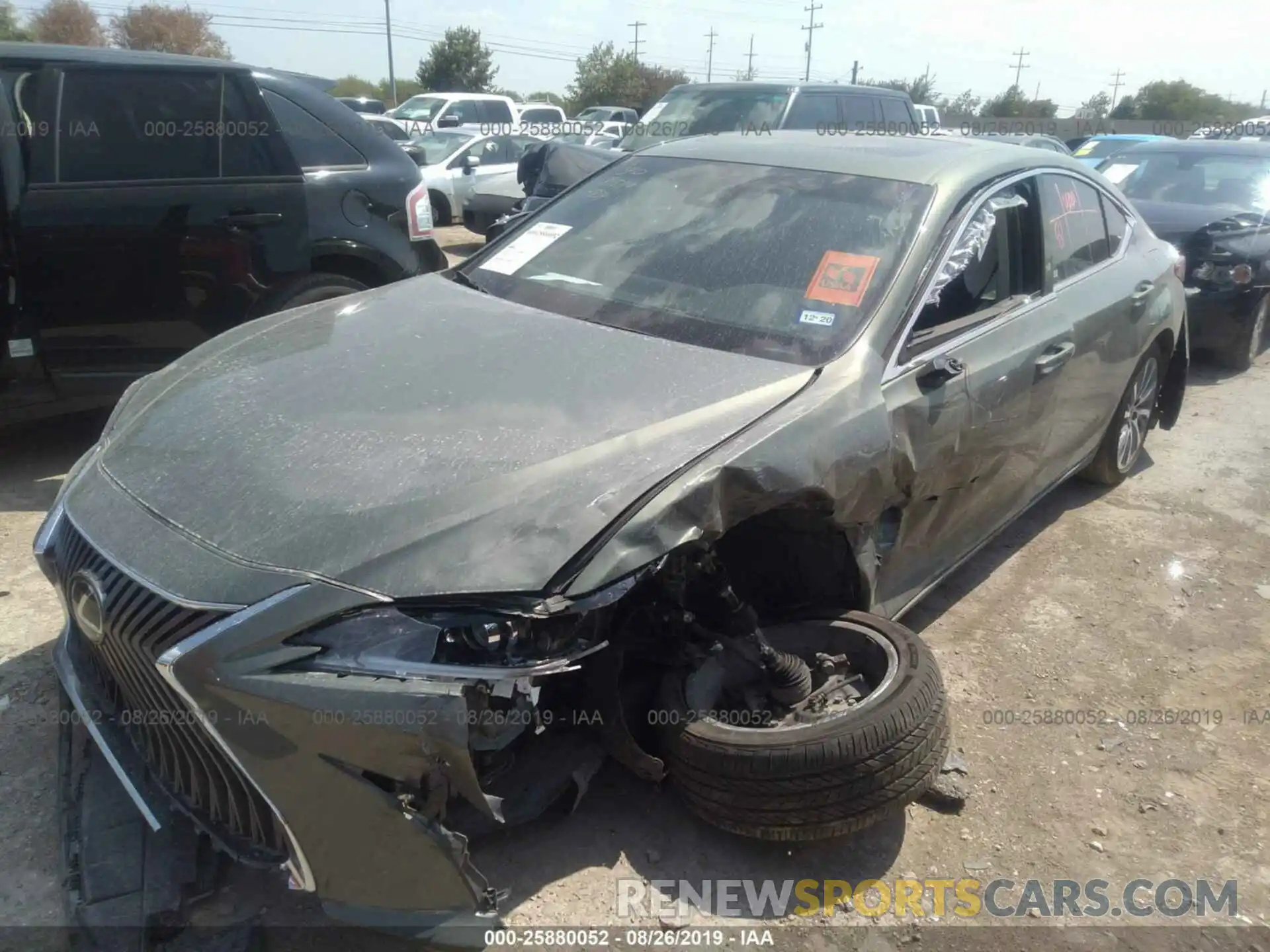 2 Photograph of a damaged car 58ABZ1B19KU002775 LEXUS ES 2019