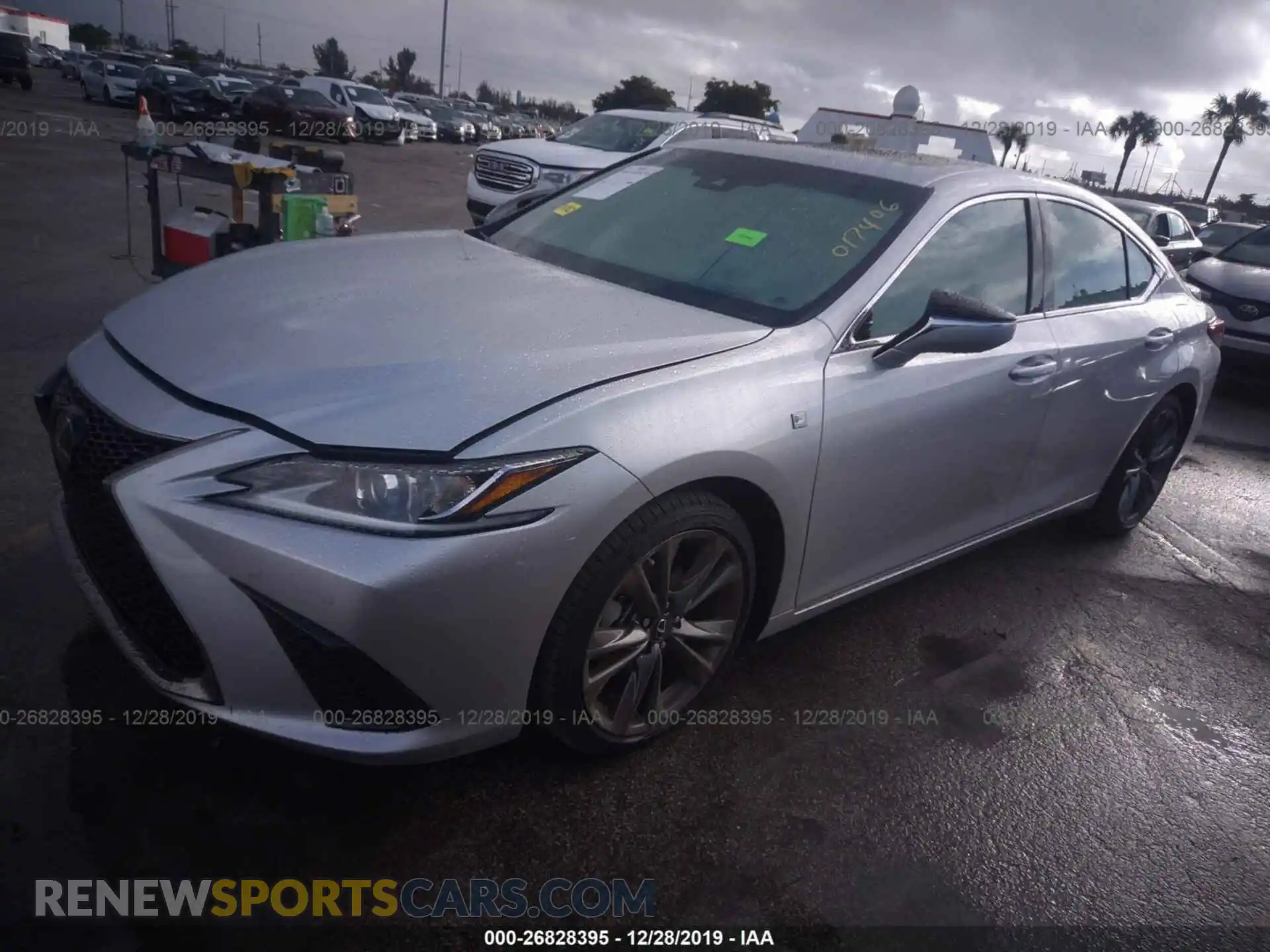 2 Photograph of a damaged car 58ABZ1B19KU017406 LEXUS ES 2019