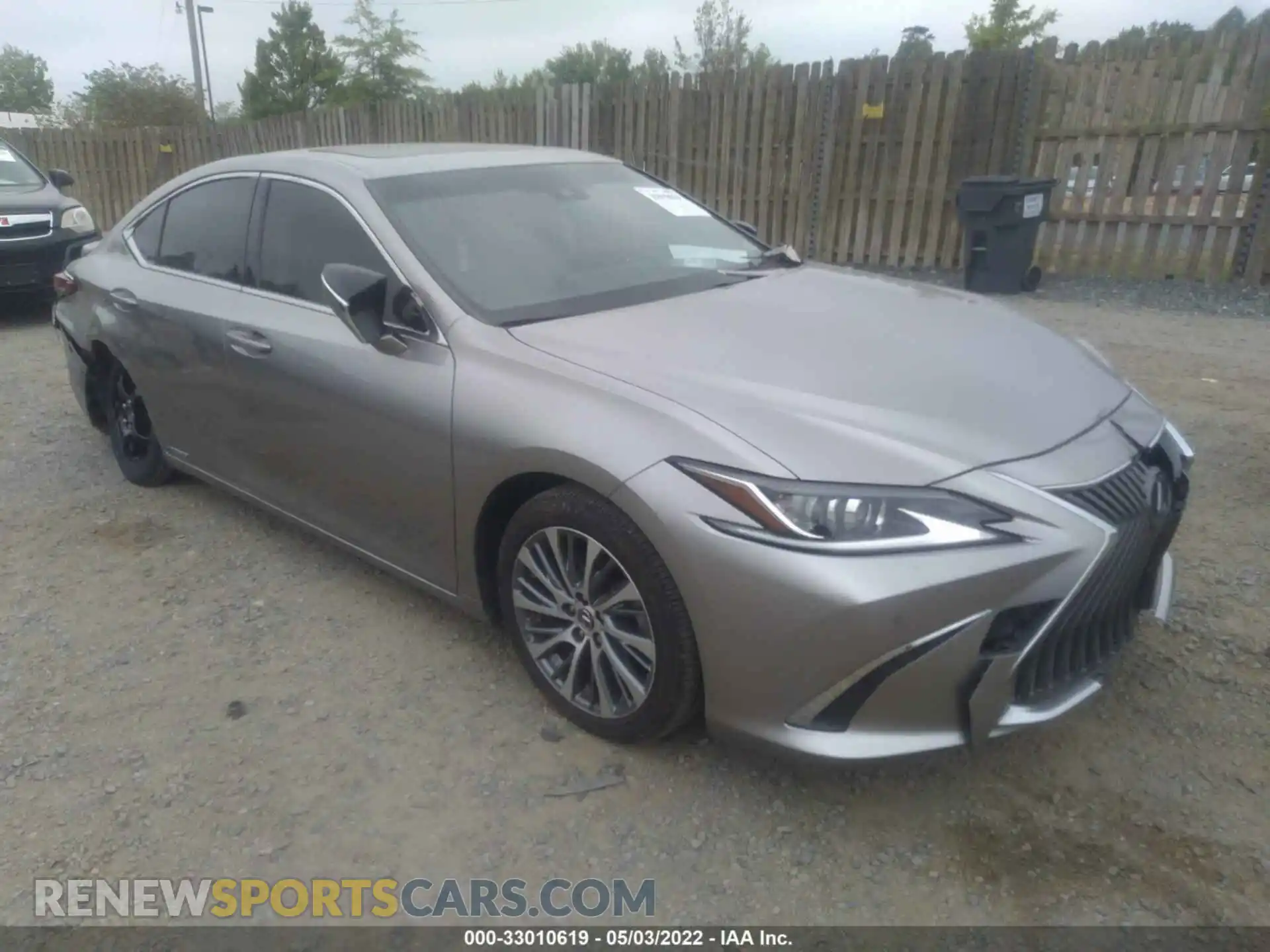 1 Photograph of a damaged car JTHB21B1XK2029848 LEXUS ES 2019