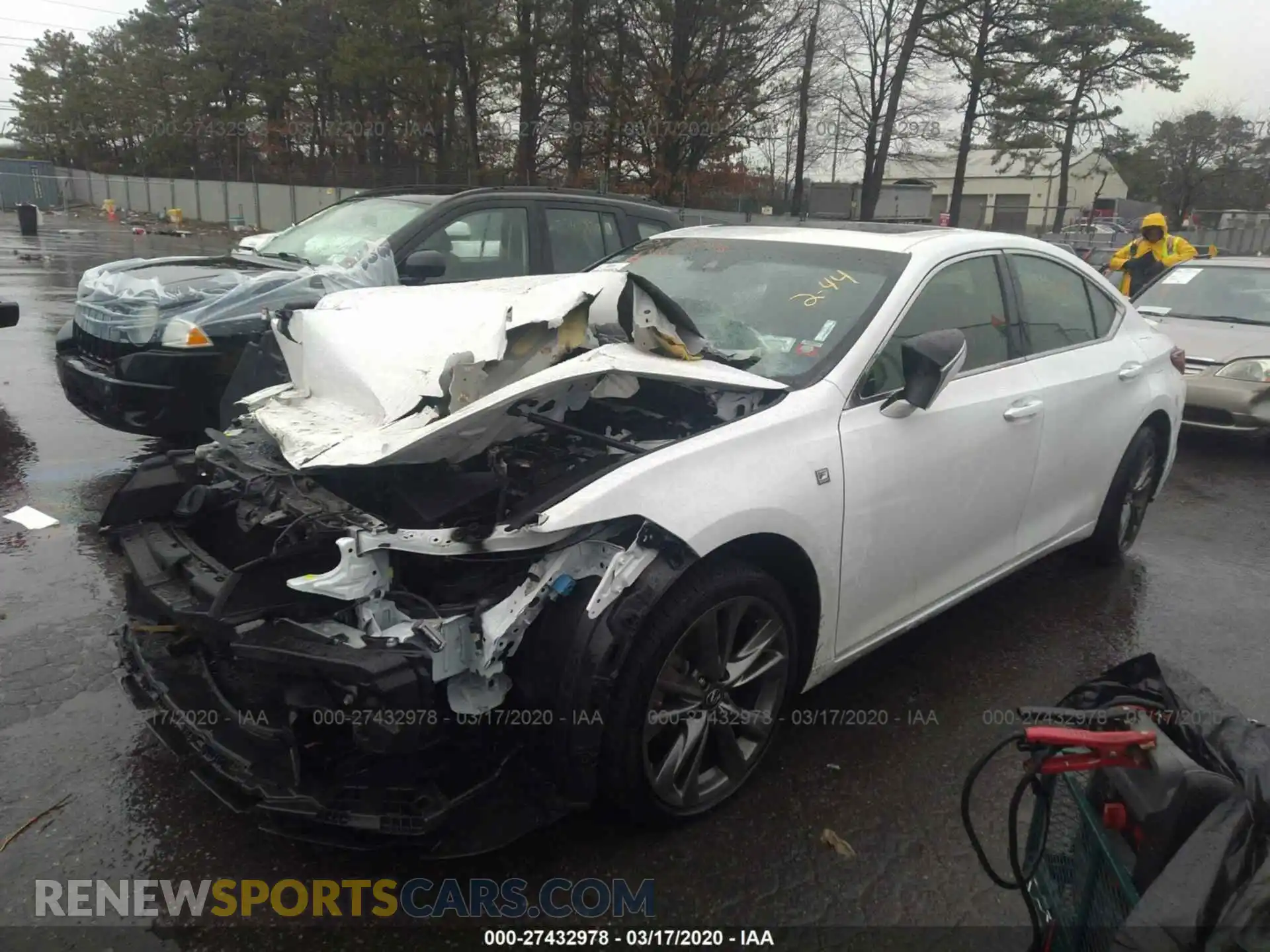 2 Photograph of a damaged car JTHBZ1B10K2004808 LEXUS ES 2019