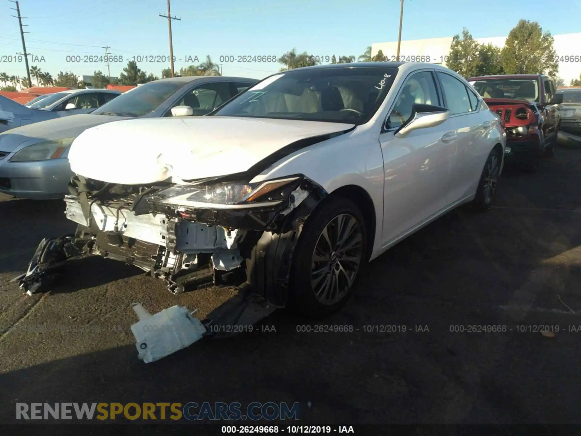 2 Photograph of a damaged car JTHBZ1B18K2002062 LEXUS ES 2019