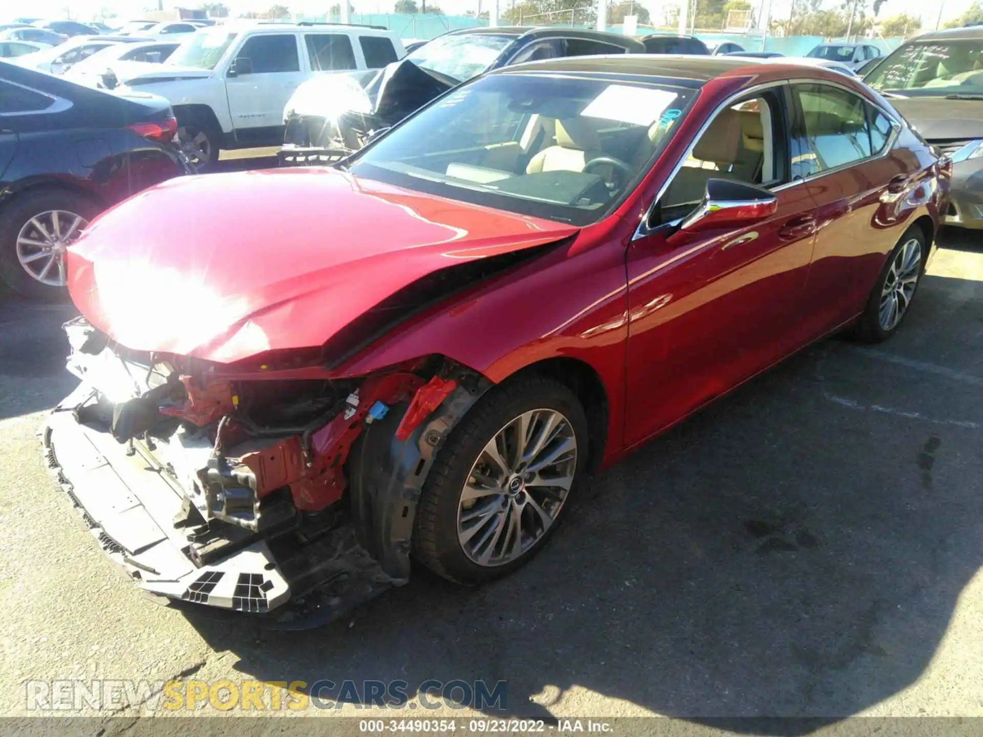 2 Photograph of a damaged car JTHBZ1B1XK2003679 LEXUS ES 2019