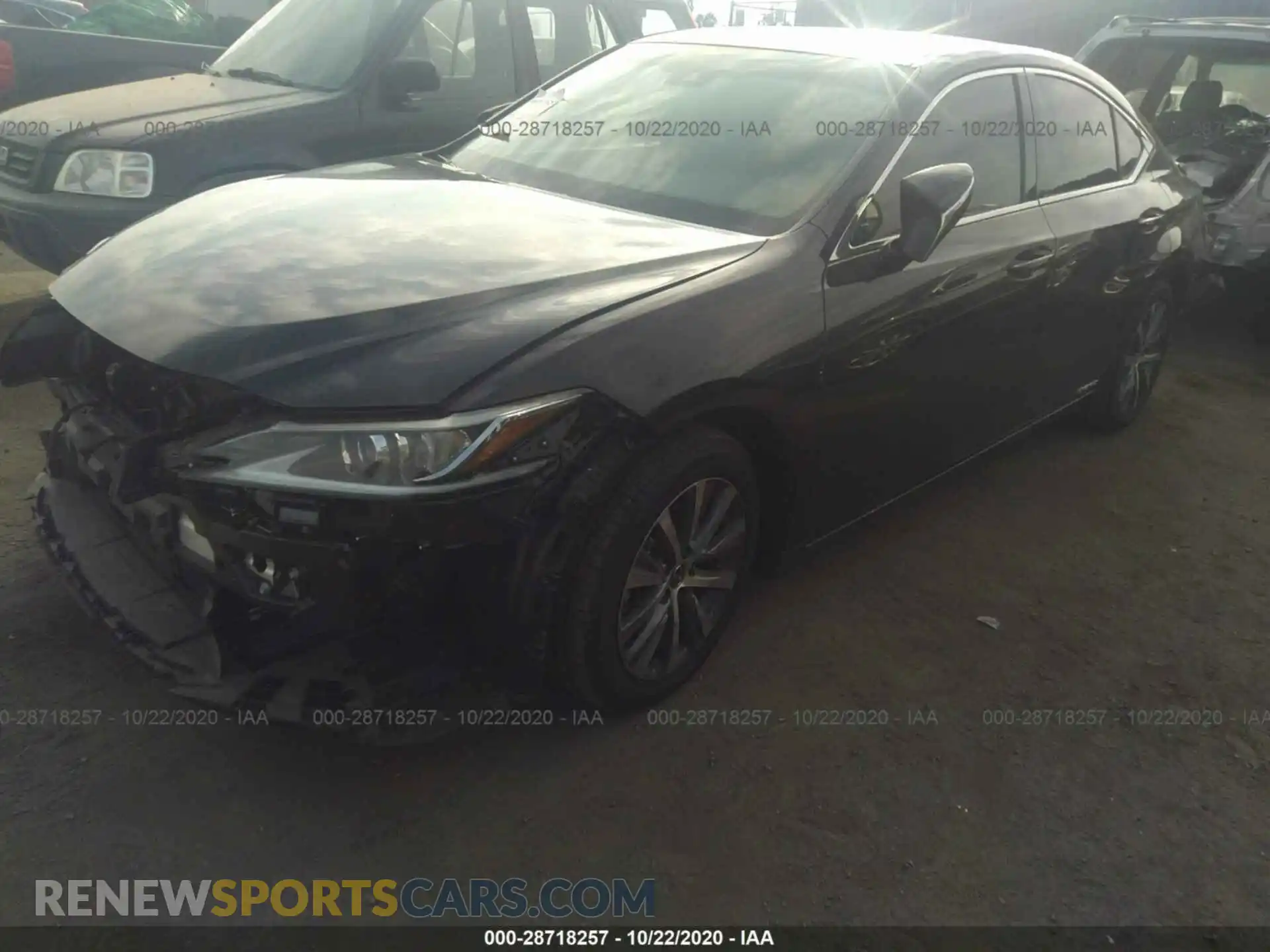 2 Photograph of a damaged car 58AC21B19LU008652 LEXUS ES 2020