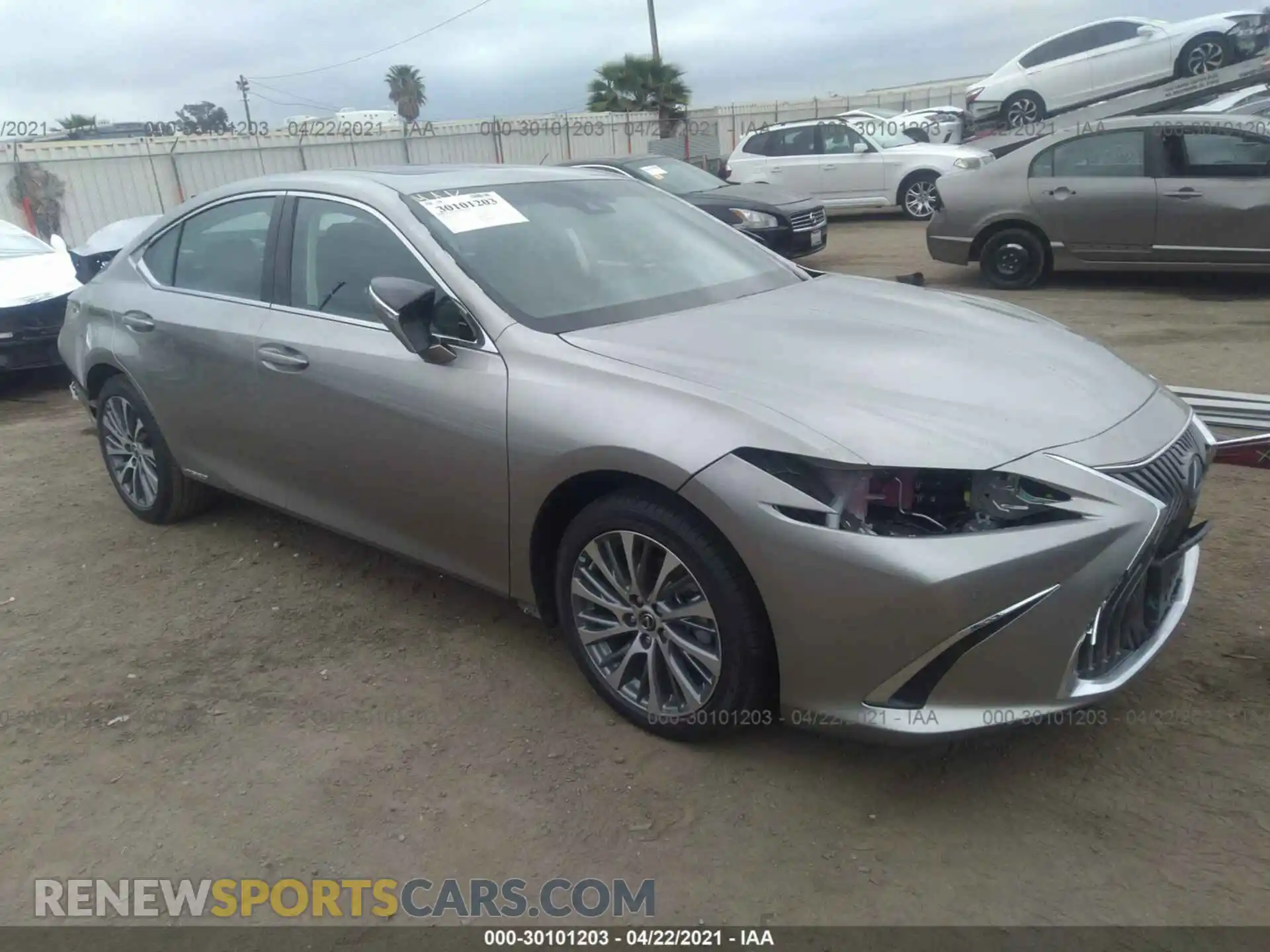 1 Photograph of a damaged car 58AD21B11LU009654 LEXUS ES 2020