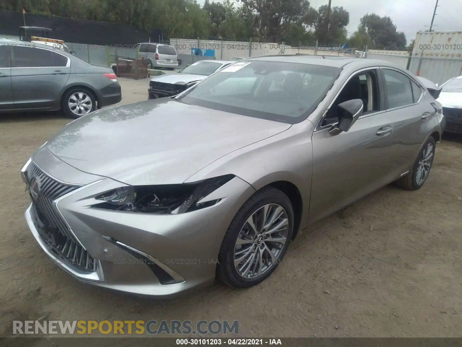 2 Photograph of a damaged car 58AD21B11LU009654 LEXUS ES 2020