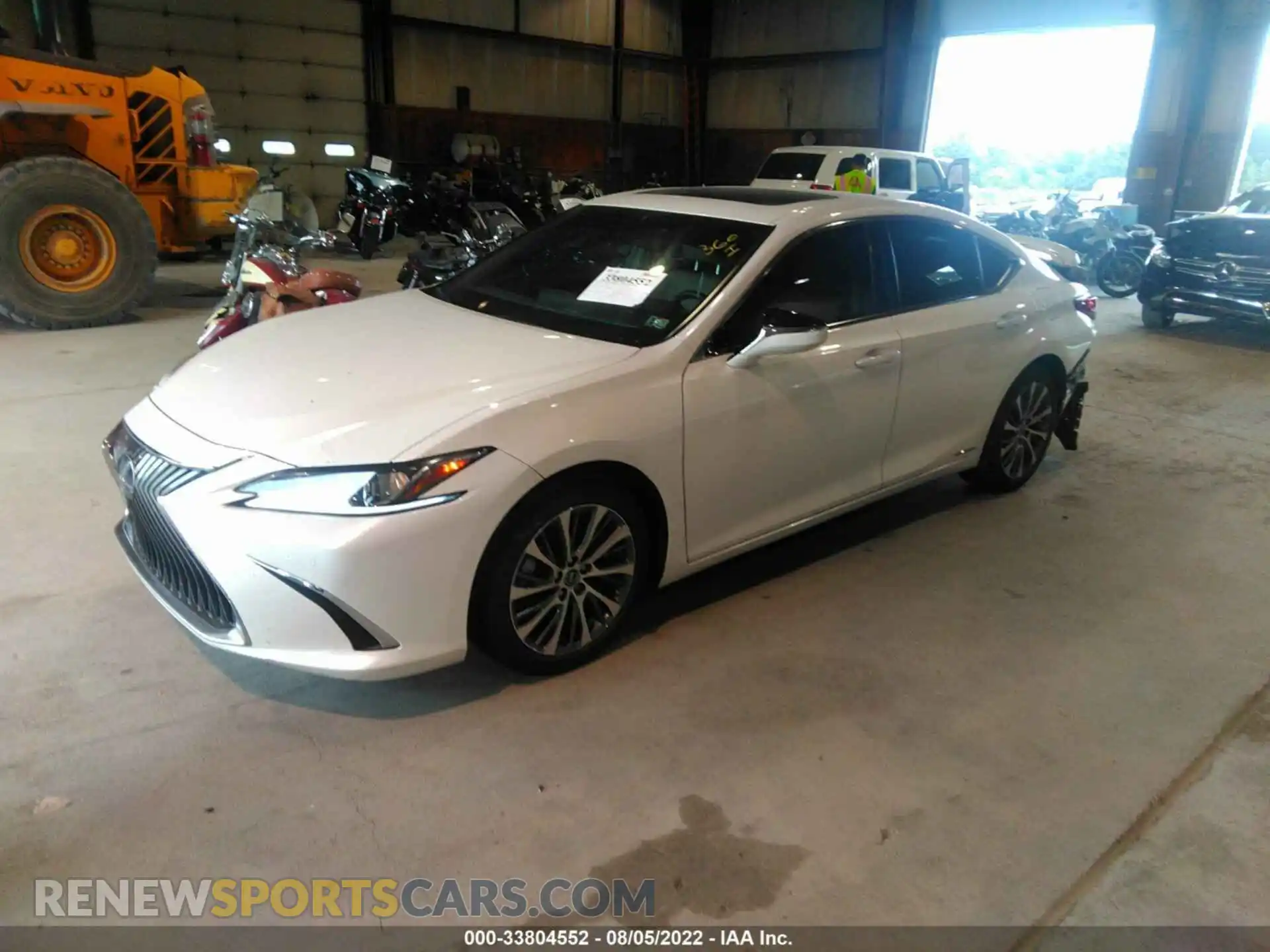 2 Photograph of a damaged car 58AD21B11LU011498 LEXUS ES 2020