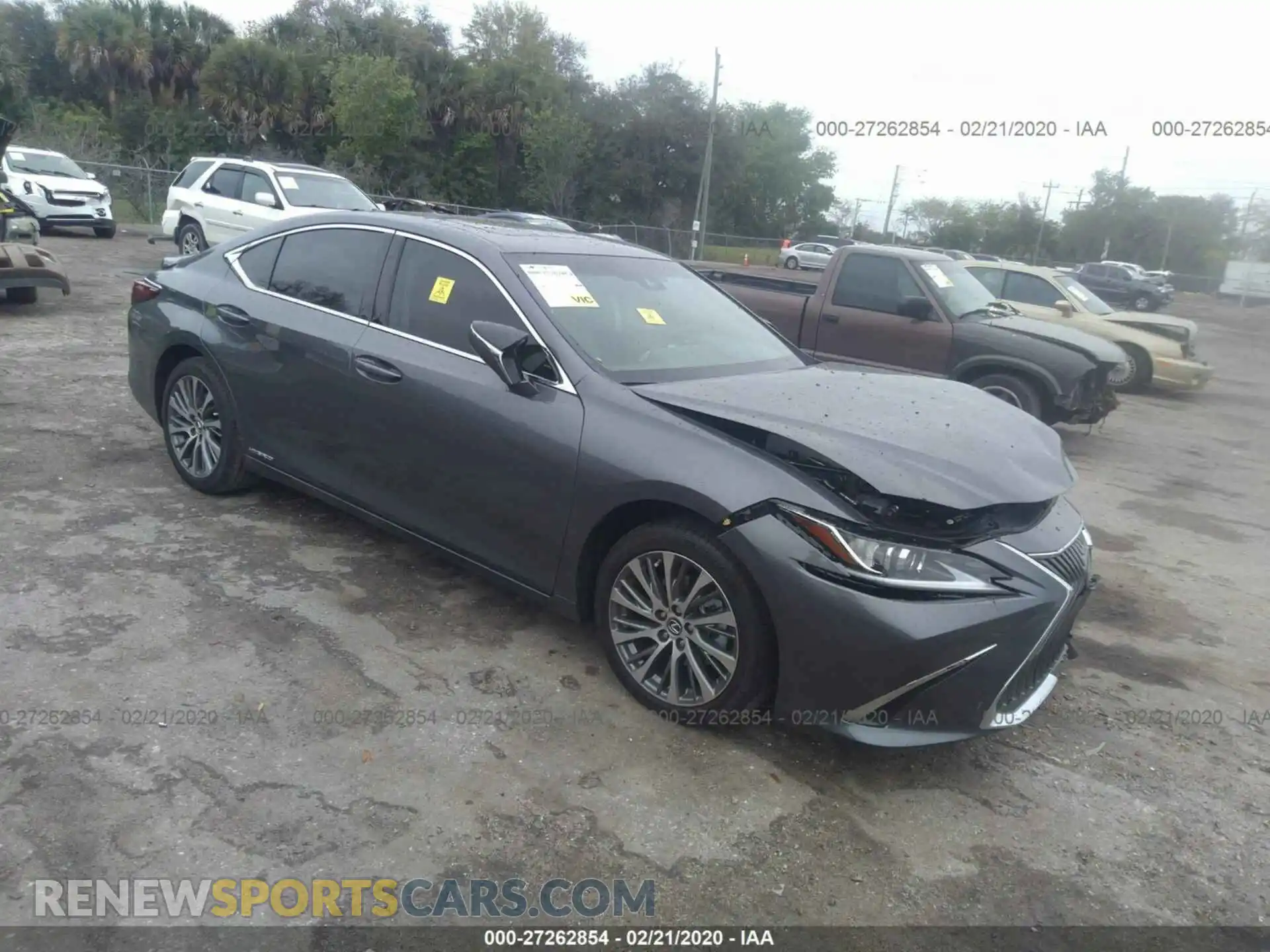 1 Photograph of a damaged car 58AD21B14LU007137 LEXUS ES 2020